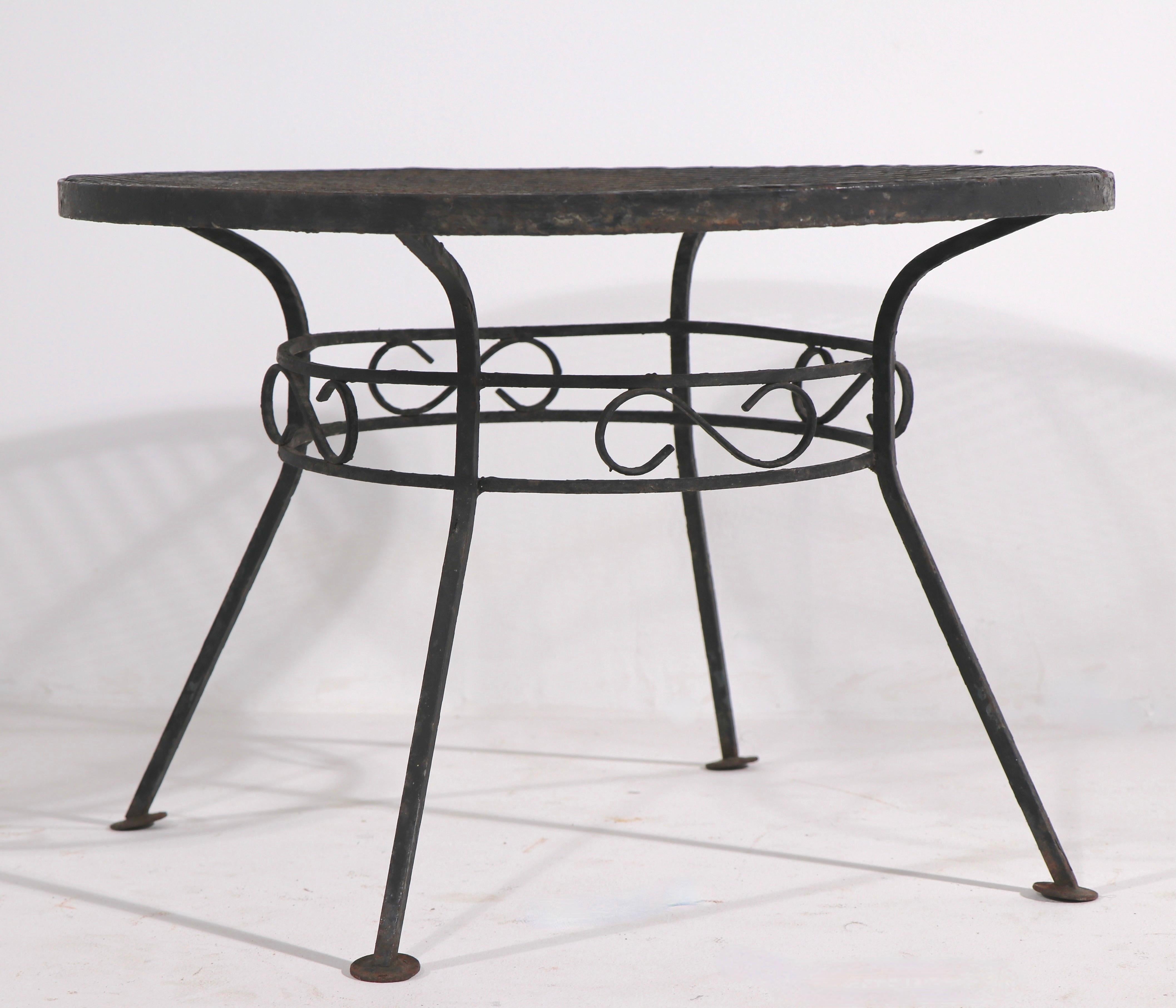 Hollywood Regency Wrought Iron Garden Patio Side Table Attributed to Salterini