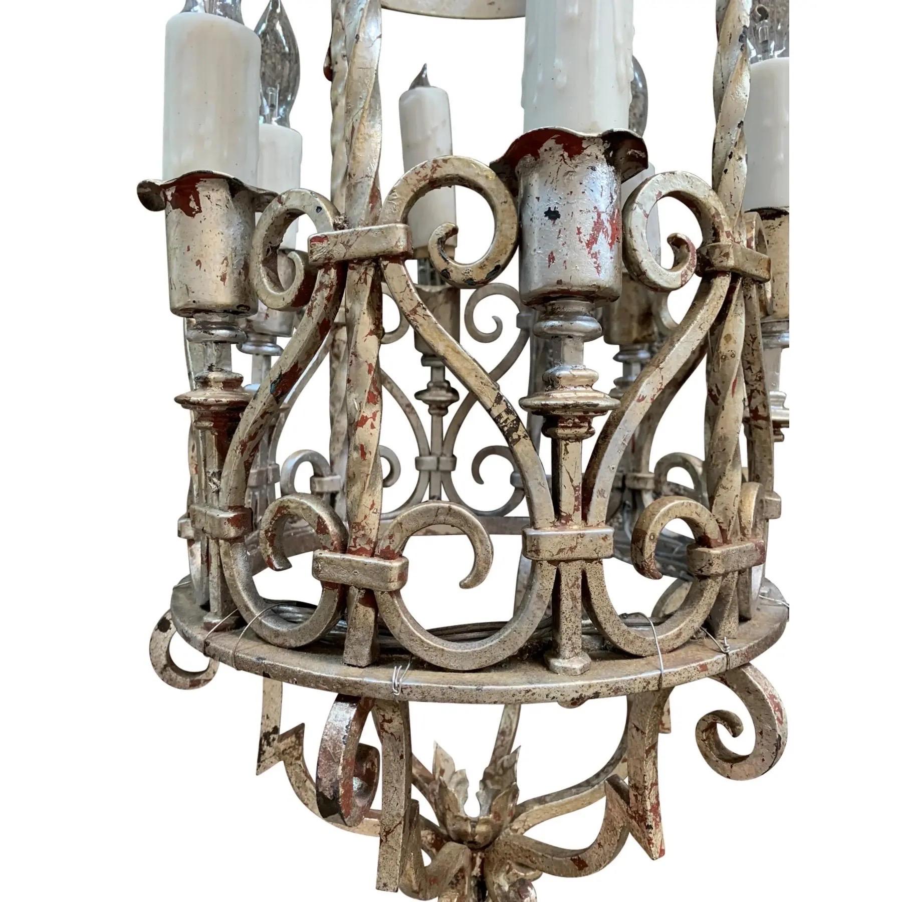 Coloniale spagnolo Lampadario in ferro battuto e argento dorato, 1880 circa in vendita