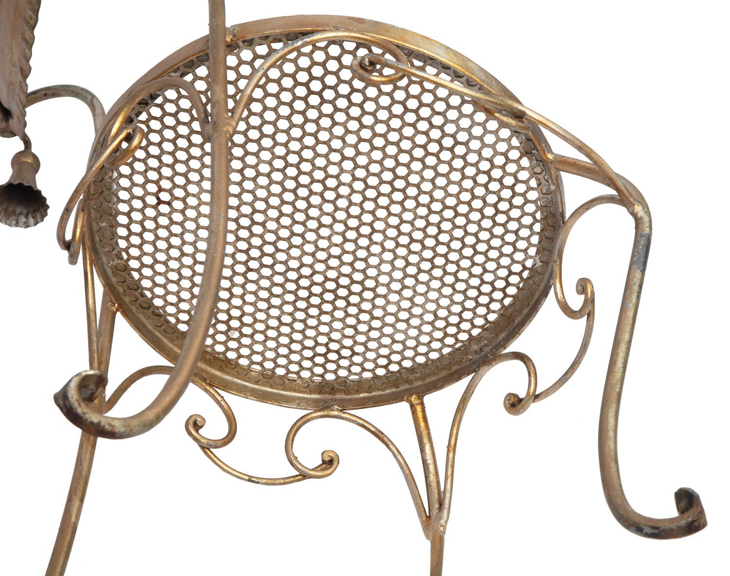 Parlor-Stuhl aus Schmiedeeisen in Gold im Angebot 2
