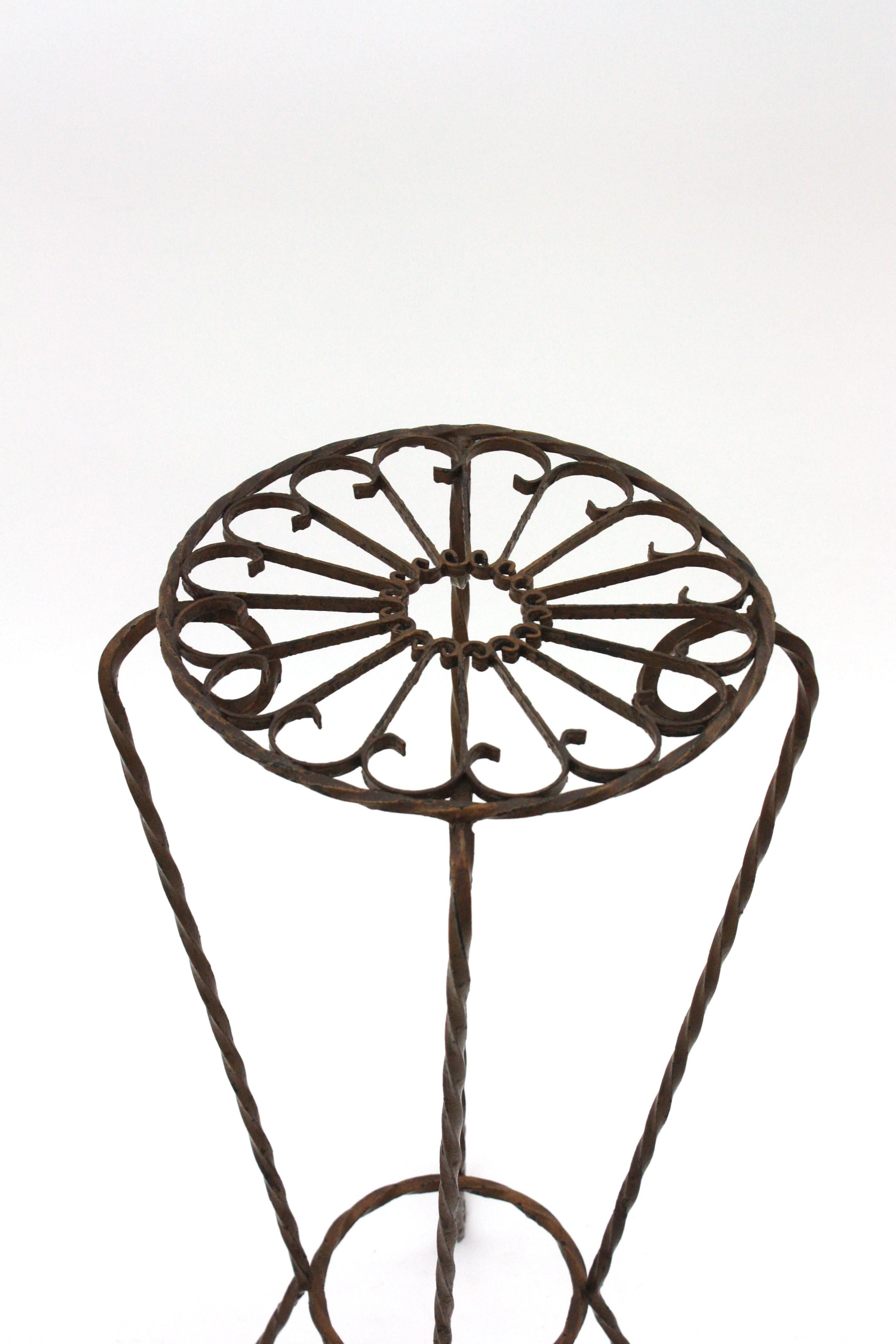 Spanish Scrollwork Wrought Iron Side Table / Drinks Table, 1950s For Sale 5