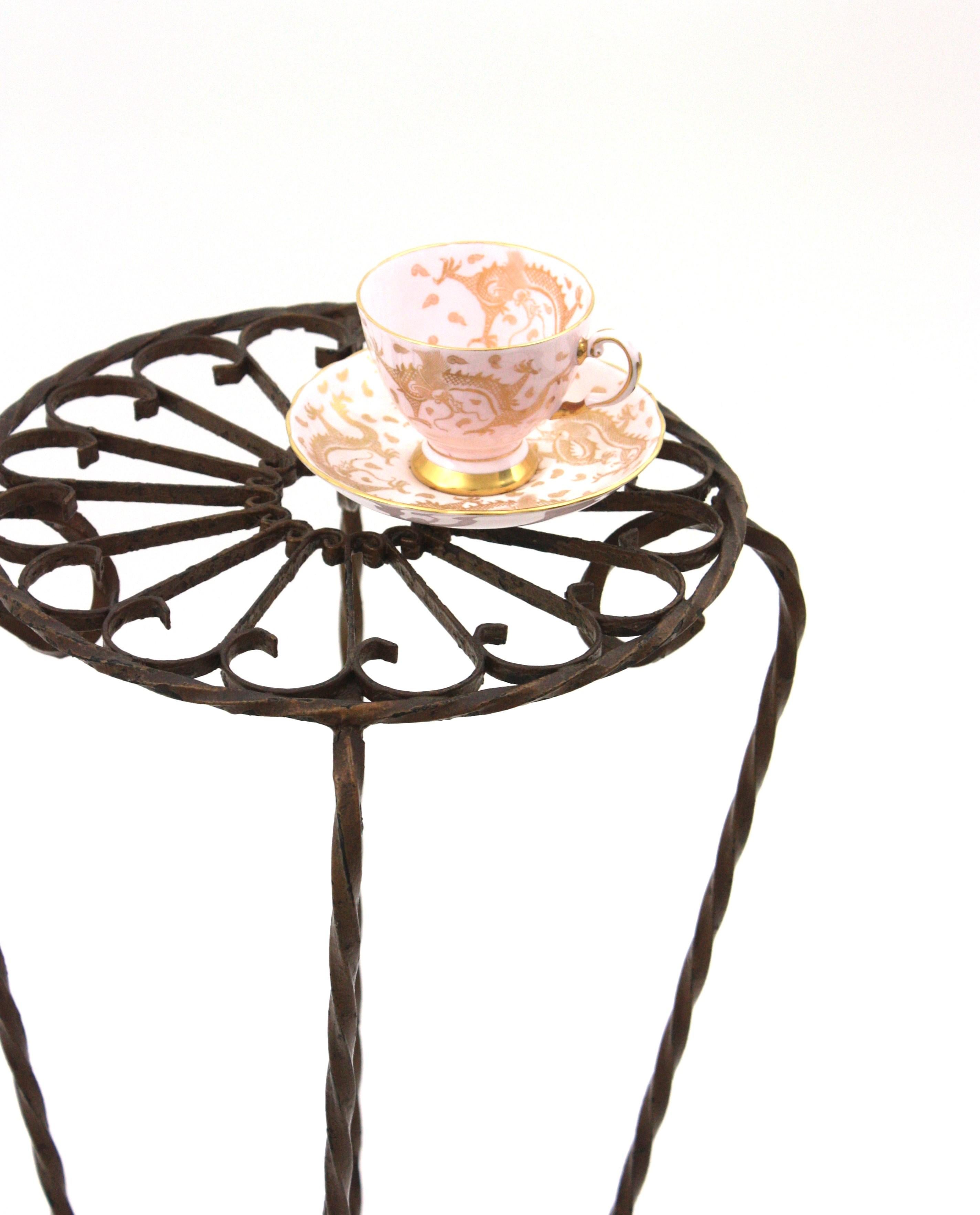Spanish Scrollwork Wrought Iron Side Table / Drinks Table, 1950s For Sale 8