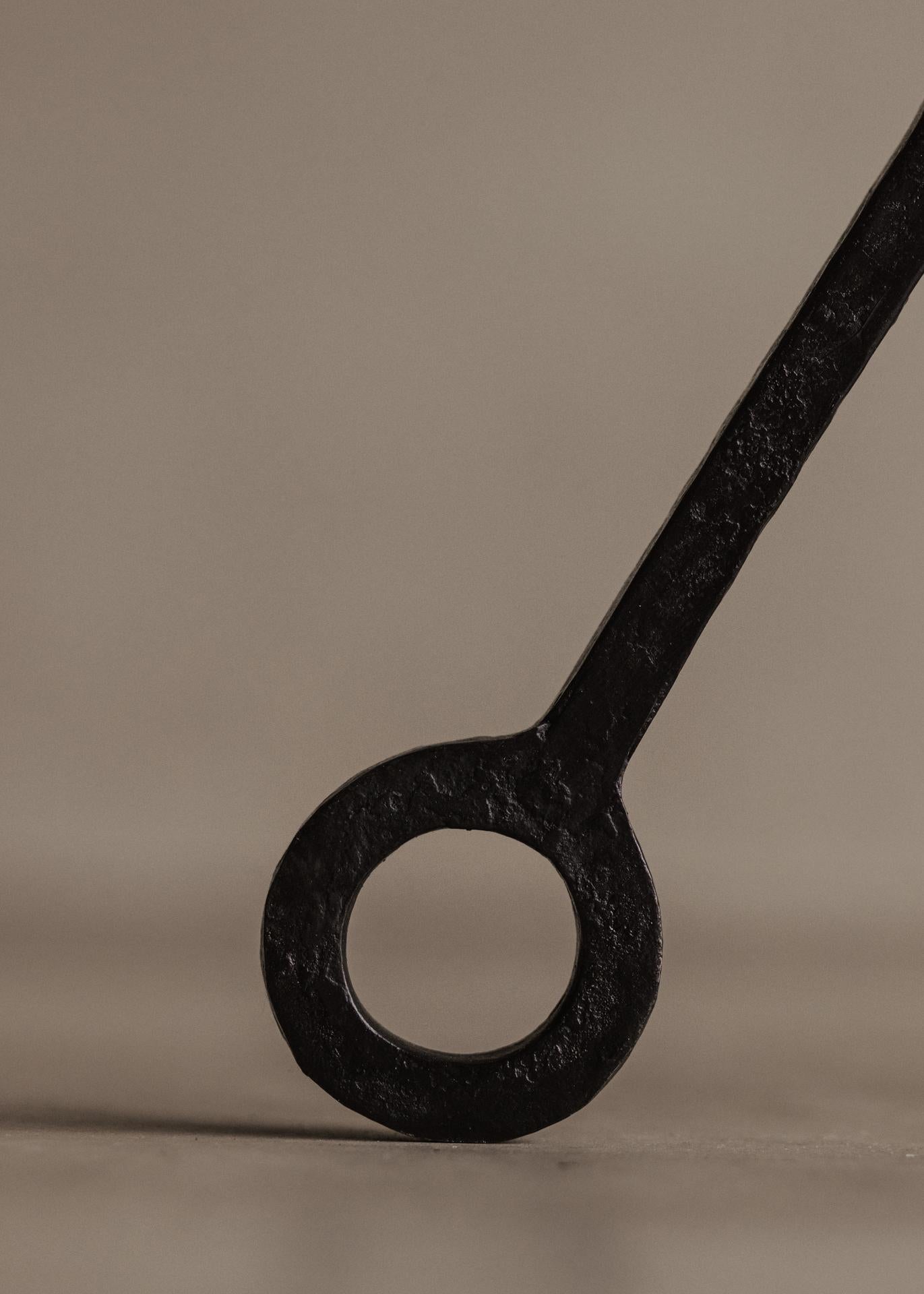 Gueridon en fer forgé - Trépied - Manner Jean-Michel Frank & Alberto Giacometti en vente 1