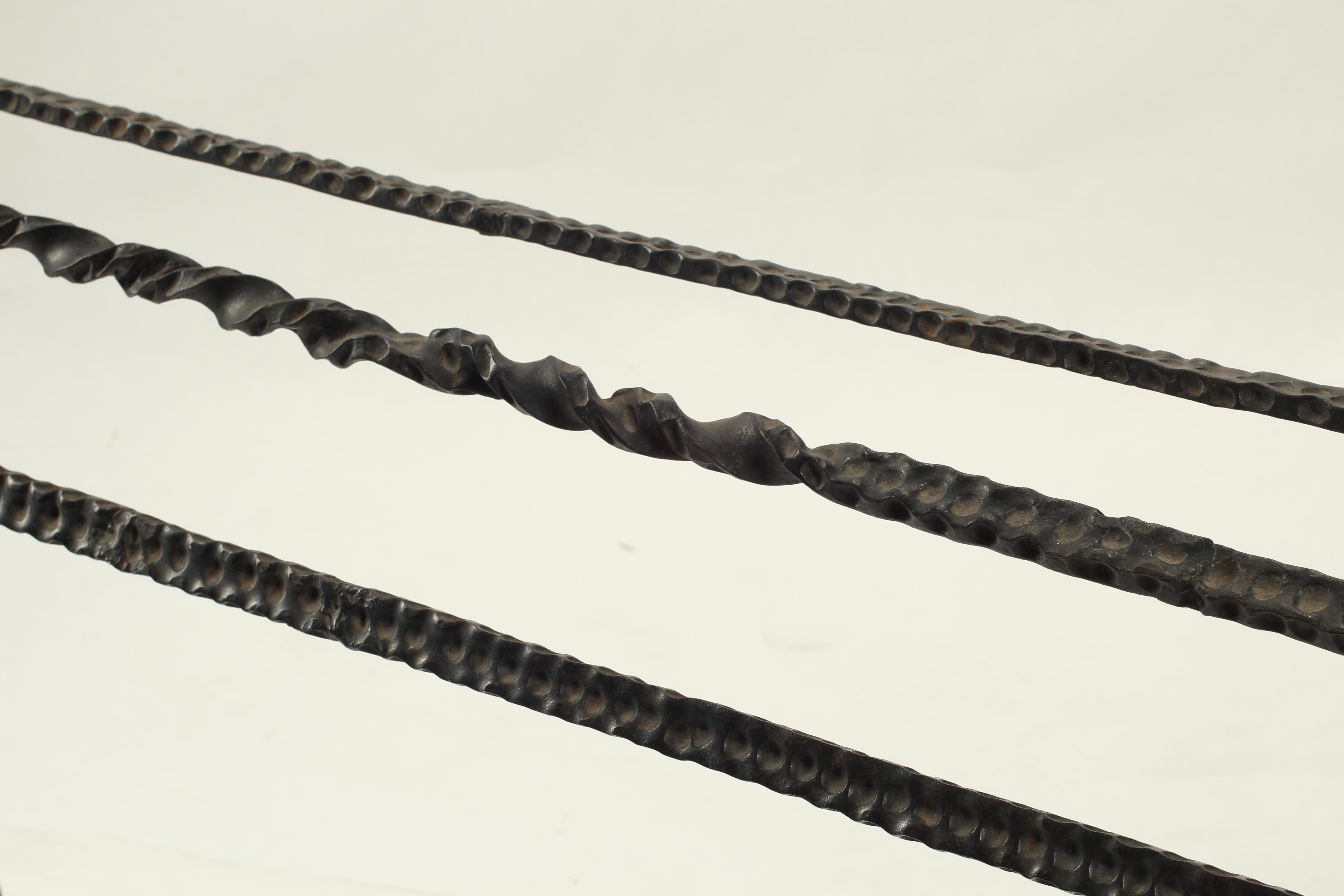 Spagnolo Appendiabiti e portaombrelli da sala in ferro battuto, XIX secolo, Spagna in vendita