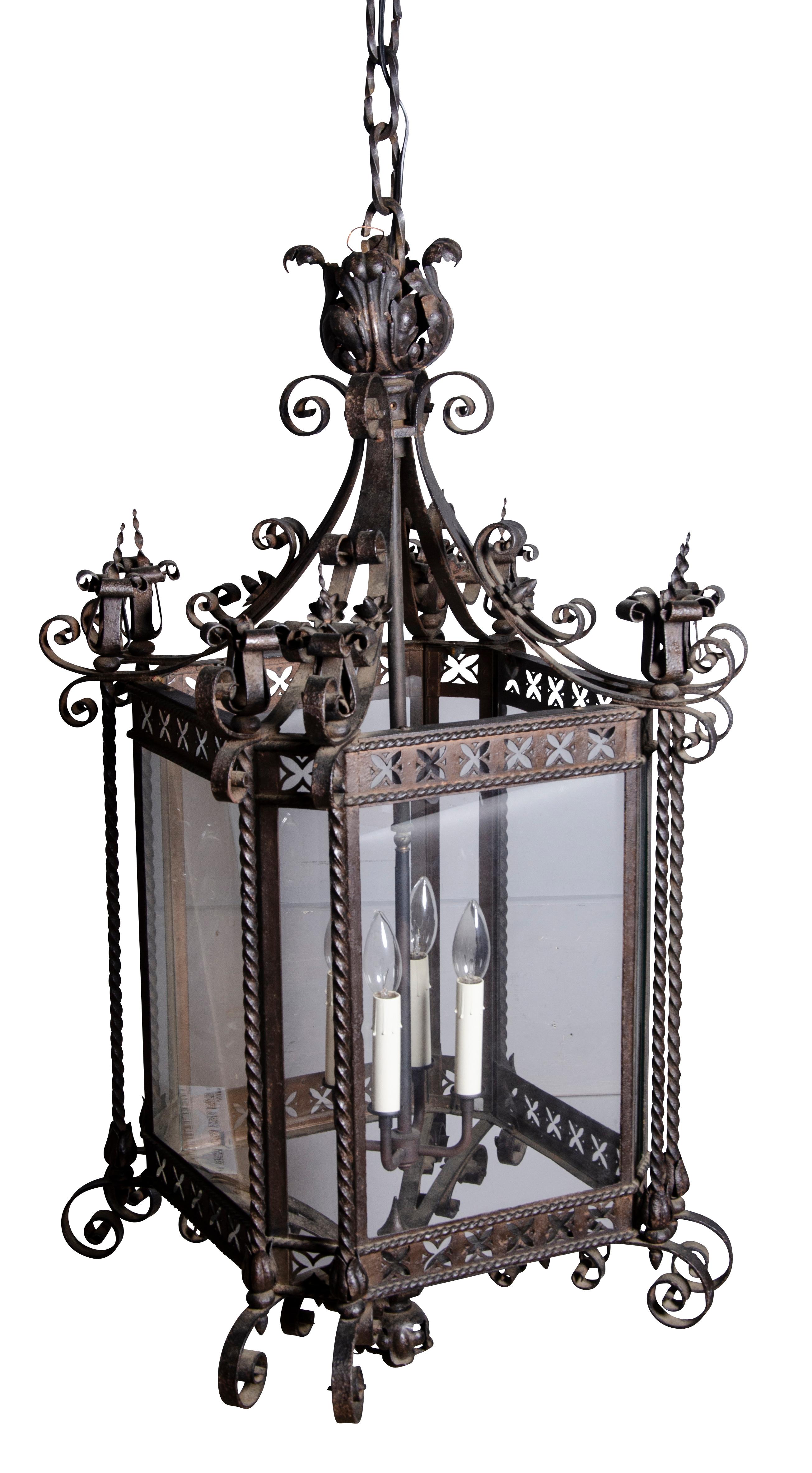 Great quality and size with nicely detailed metalwork. Electrified with four lights , glass paneled sides.