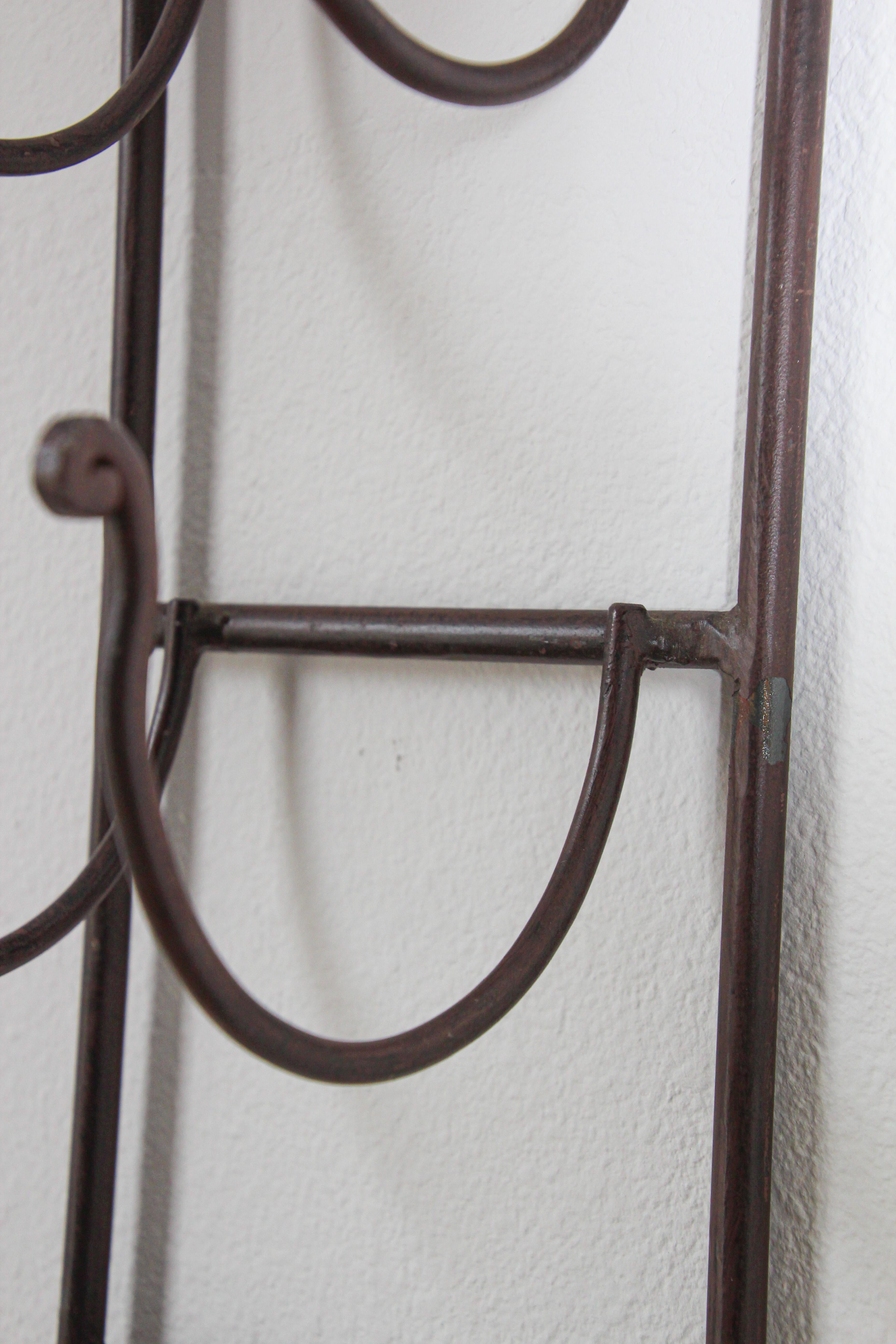 Hand-Crafted Wrought Iron Hand Forged Vintage Bathroom Towel Holder