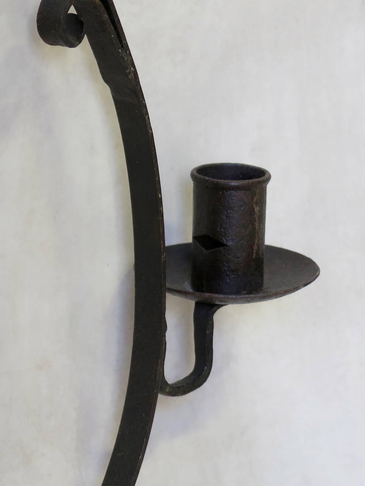 French Wrought-Iron Heart-Shaped Hanging Candle Holders, France, circa 1880s For Sale