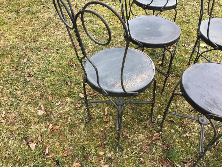 Bistro Chairs Wrought Iron Ice Cream Parlor Chairs Set of 5 Distressed In Good Condition For Sale In East Hampton, NY