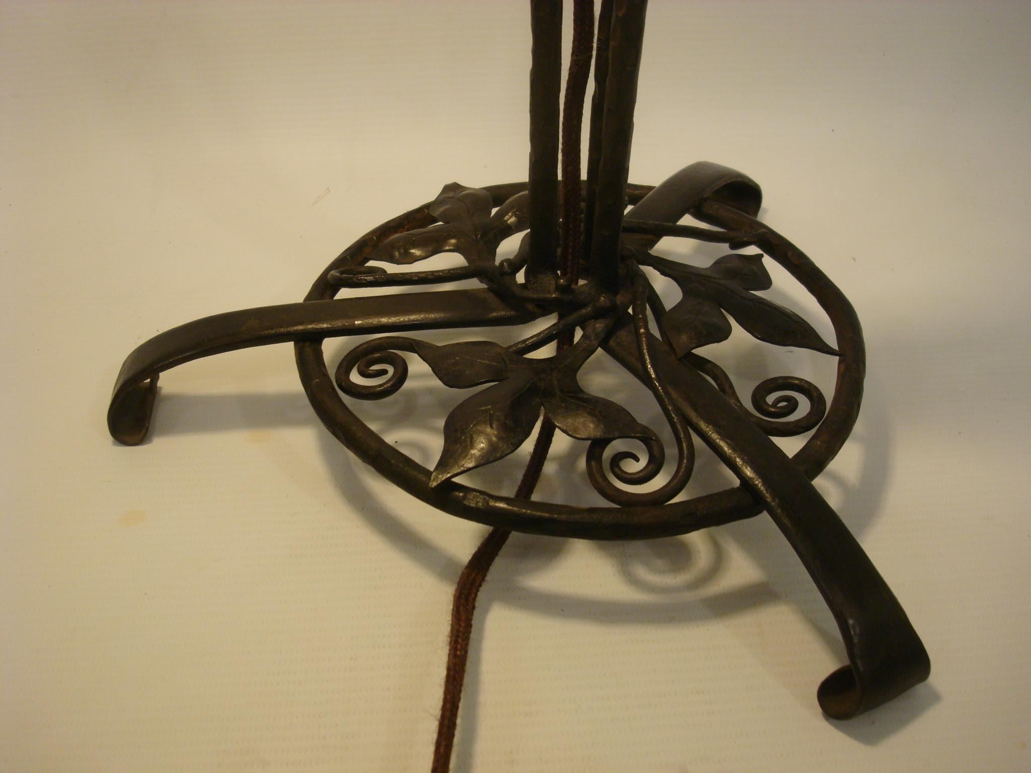 Wrought Iron Lamp in Art Nouveau - Art Deco Style, Circa 1920 For Sale 10