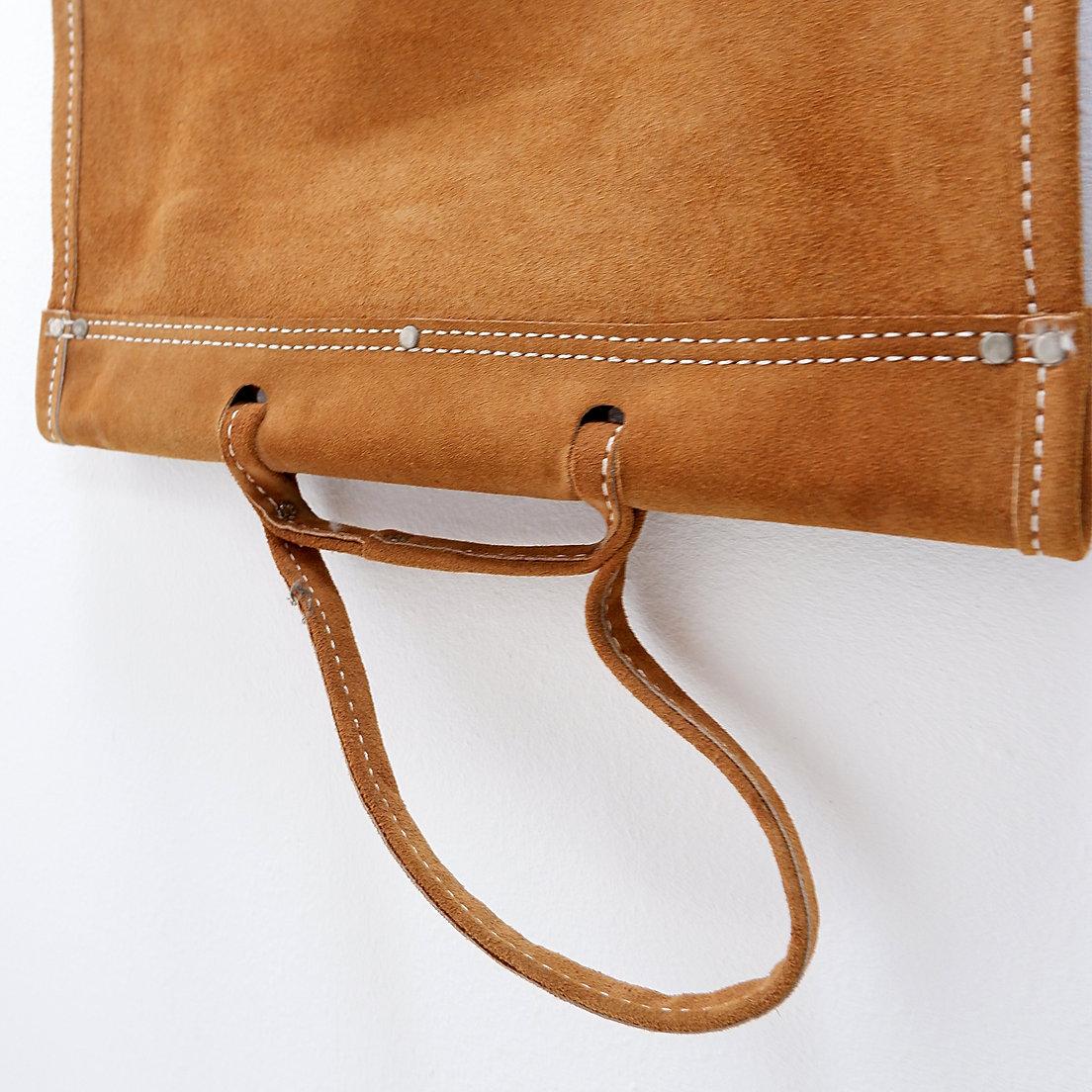 Wrought iron log holder with Suede Leather Carrier in vendita 8