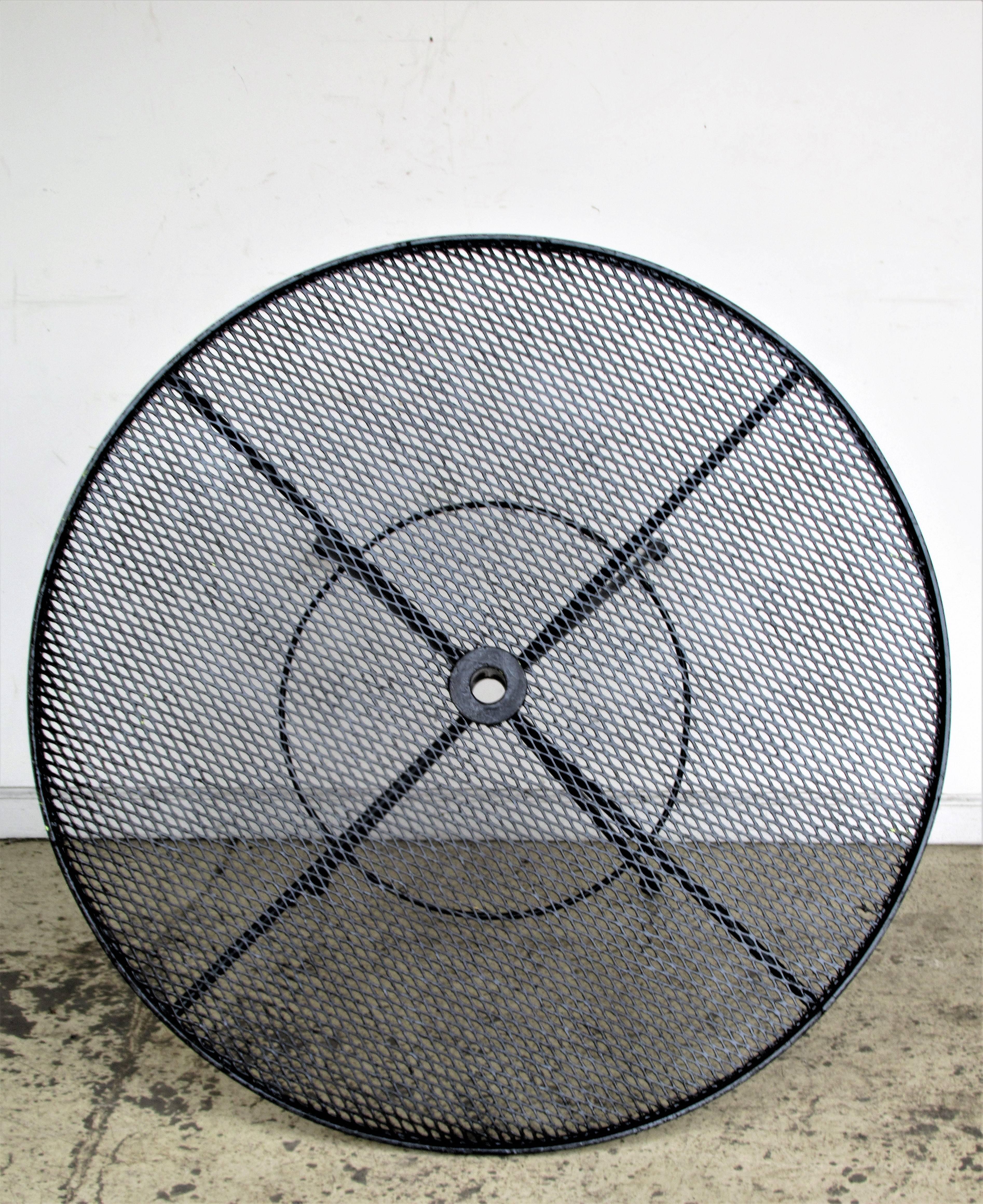 Mid-Century Modern  Wrought Iron Mesh Patio Set in the style of Mathieu Mategot