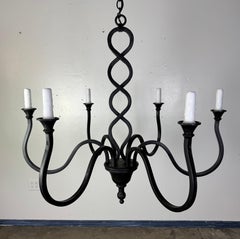 Lustre Mulholland en fer forgé par Miamar Home