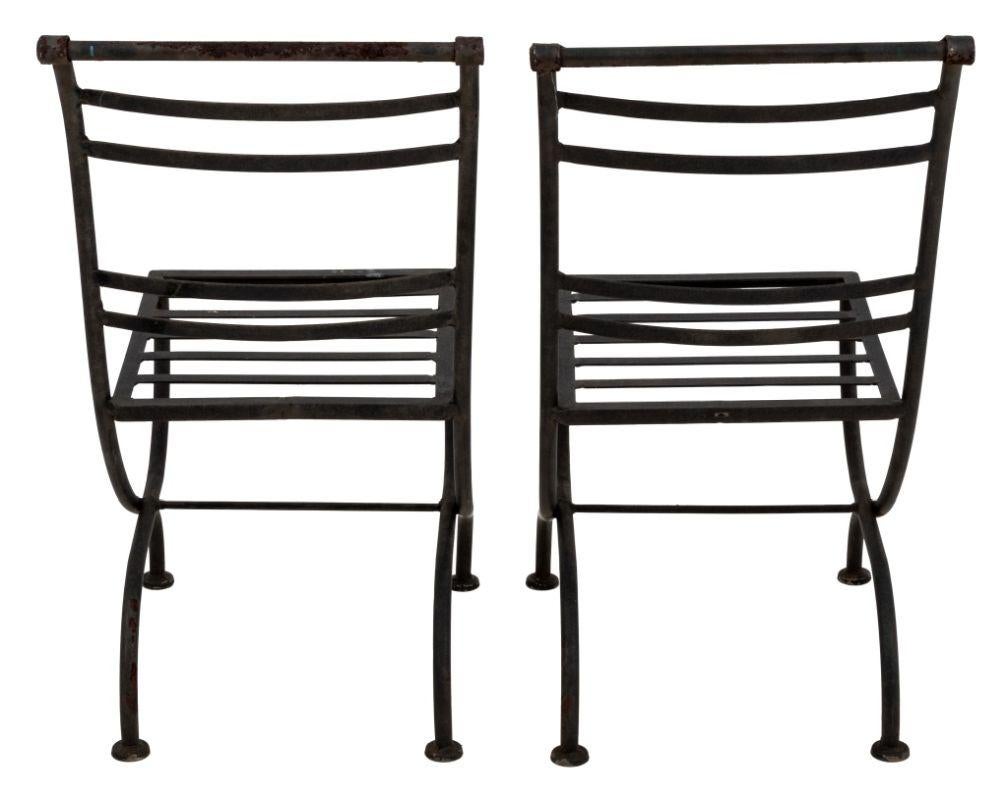 20ième siècle Chaises d'extérieur en fer forgé, paire en vente