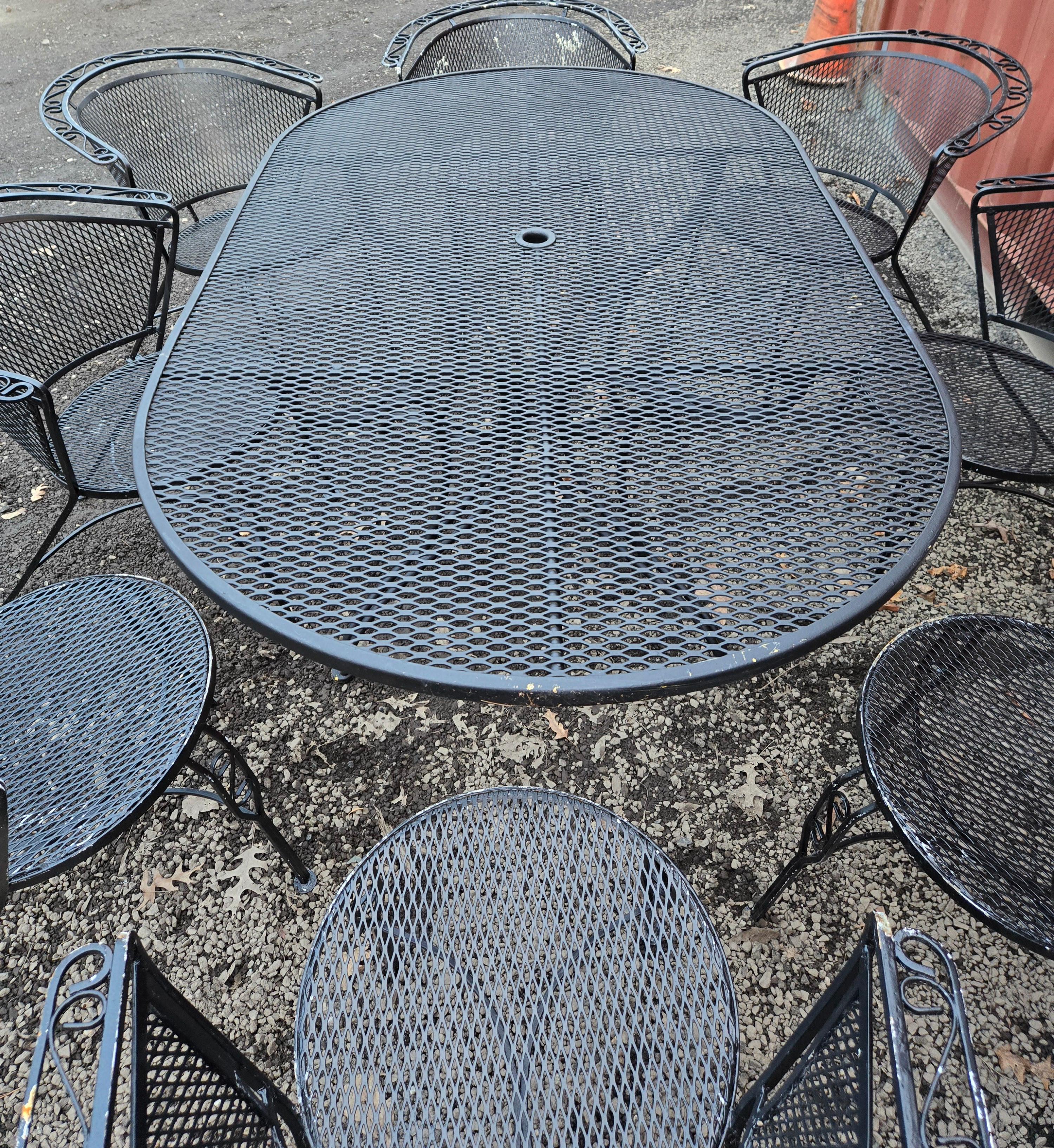 Mid-Century Modern Wrought Iron Patio Seating For Sale