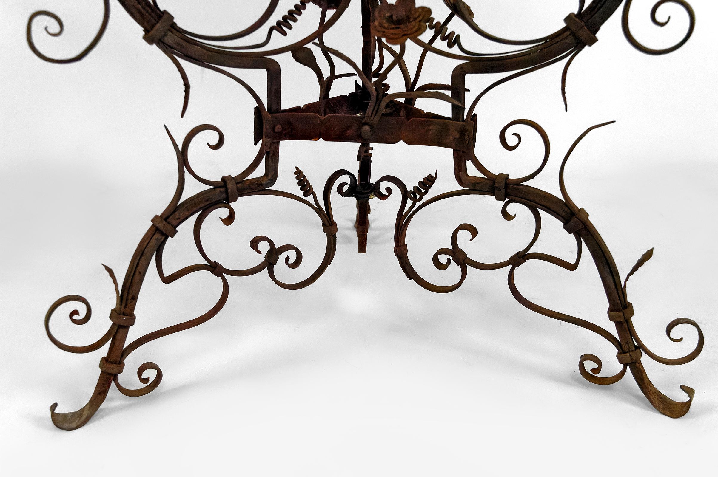 Table à piédestal / table d'appoint et plateau en marbre, Venise, Italie, 17e en vente 10
