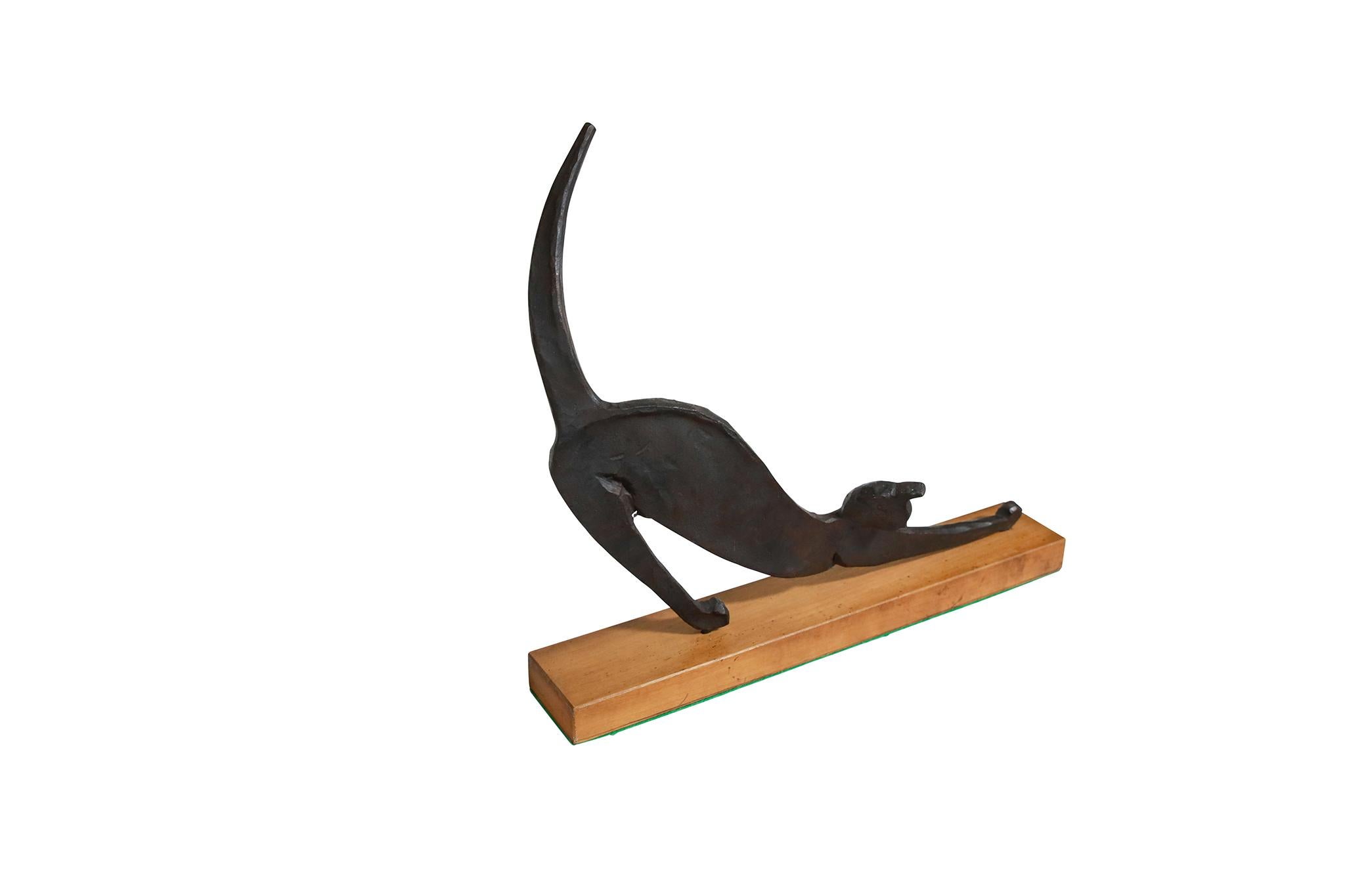 Nord-américain Wrought Iron Sculpture Of A Cat Stretching en vente