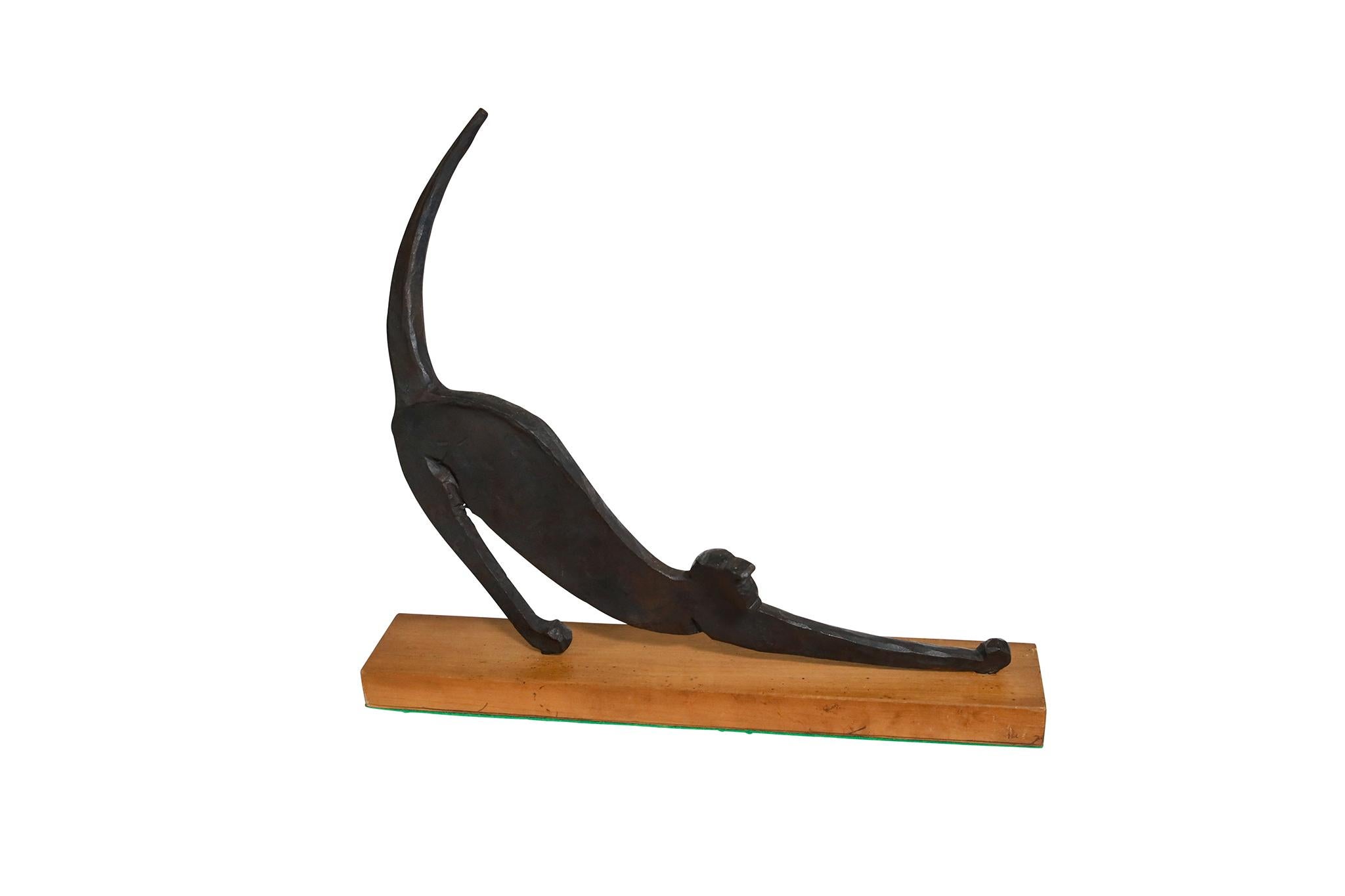 Wrought Iron Sculpture Of A Cat Stretching Bon état - En vente à Round Top, TX