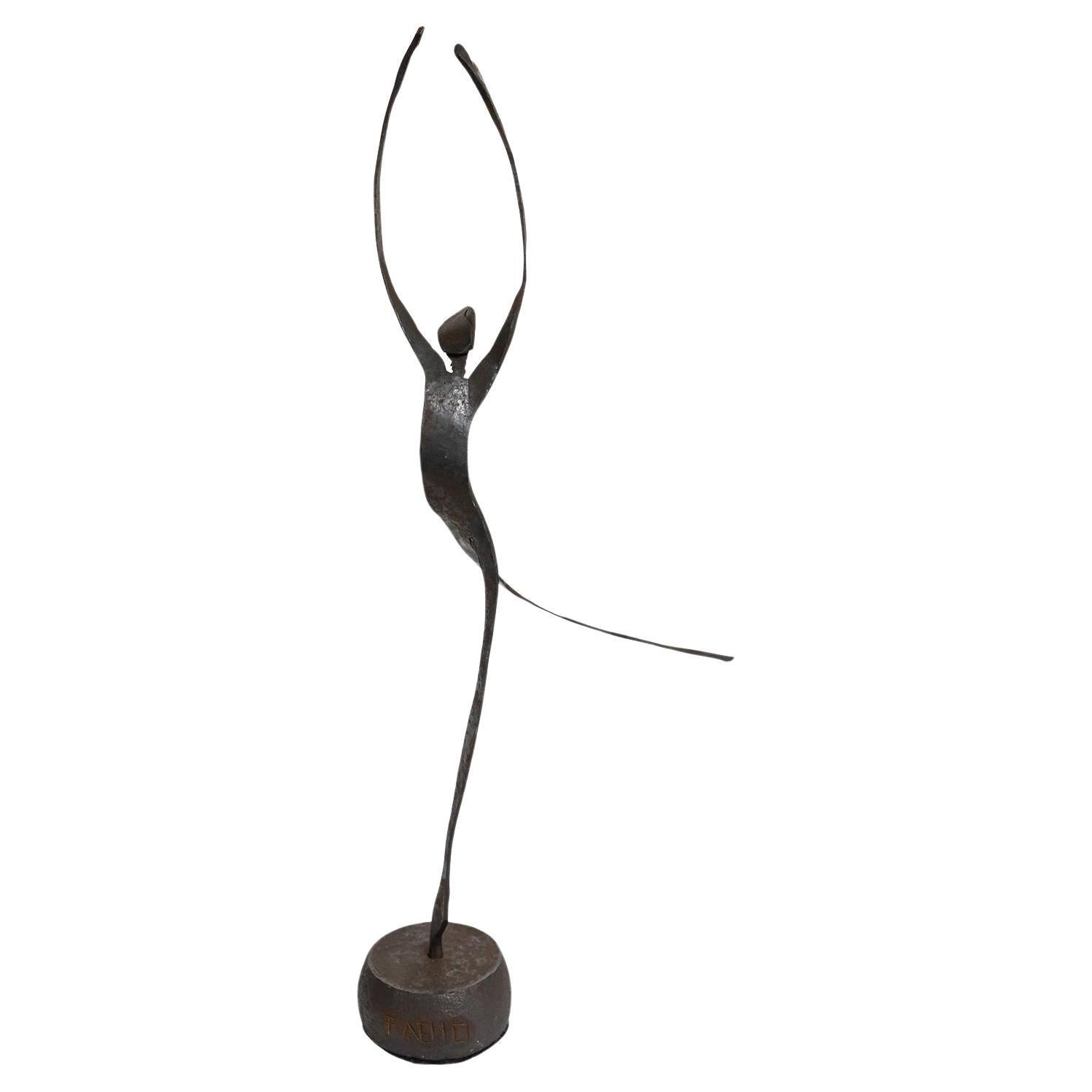 Wrought Iron Sculpture of a Dancer en vente