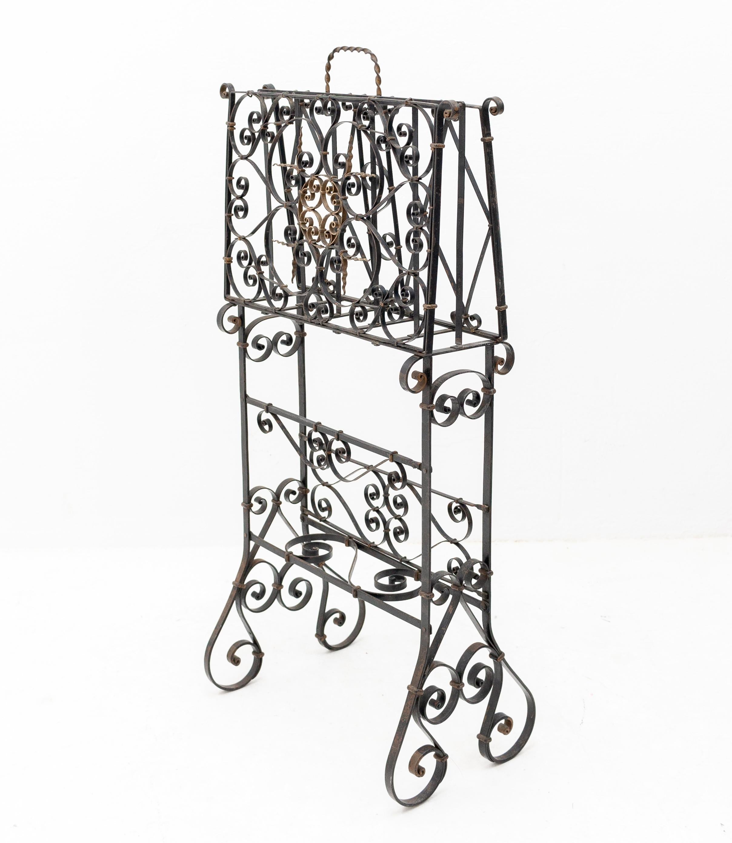 wrought iron music stand