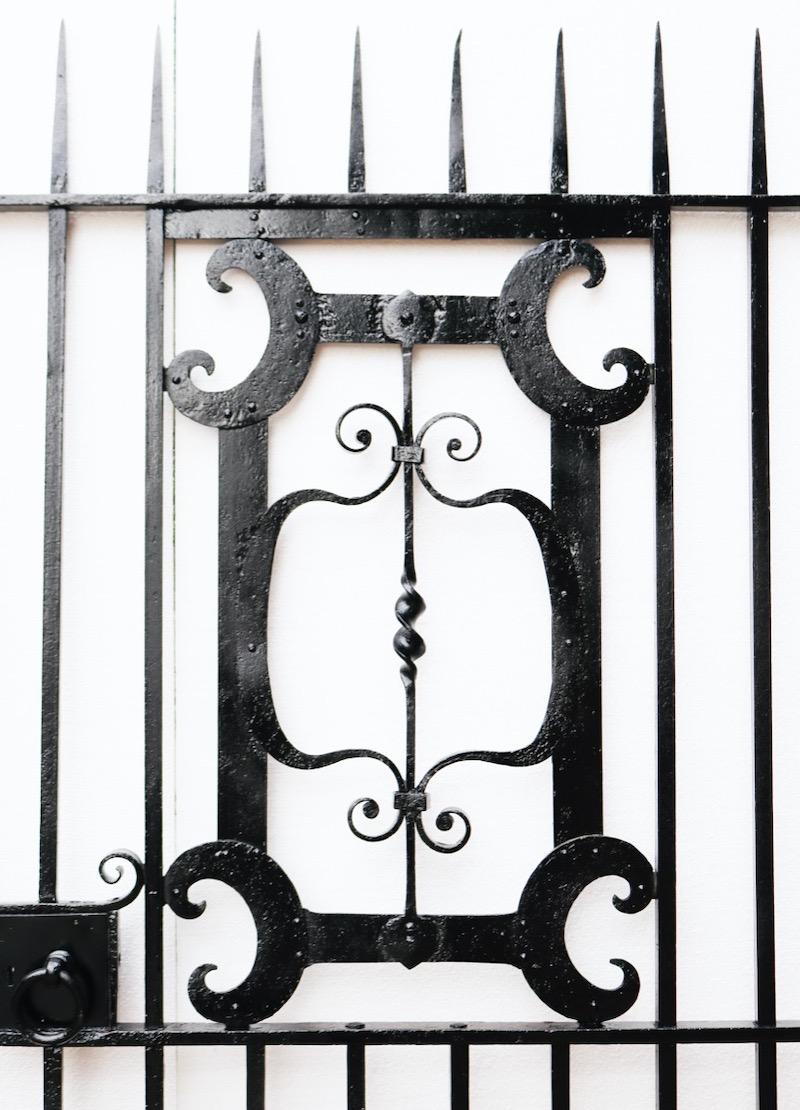 Wrought Iron Side Gate In Good Condition For Sale In Wormelow, Herefordshire