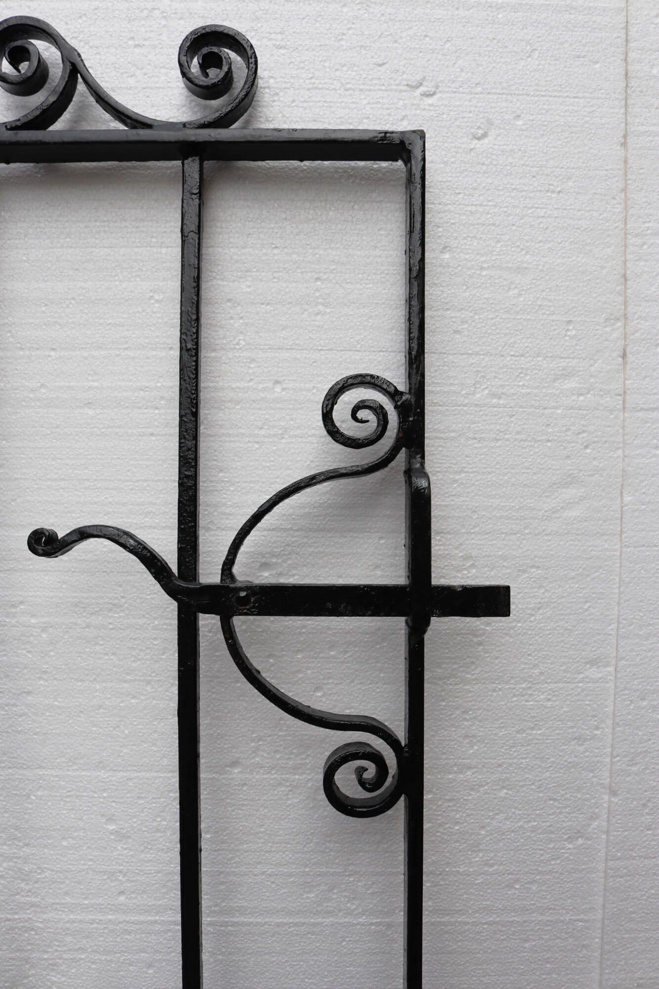 Wrought Iron Side Gate with Original Latch In Fair Condition For Sale In Wormelow, Herefordshire