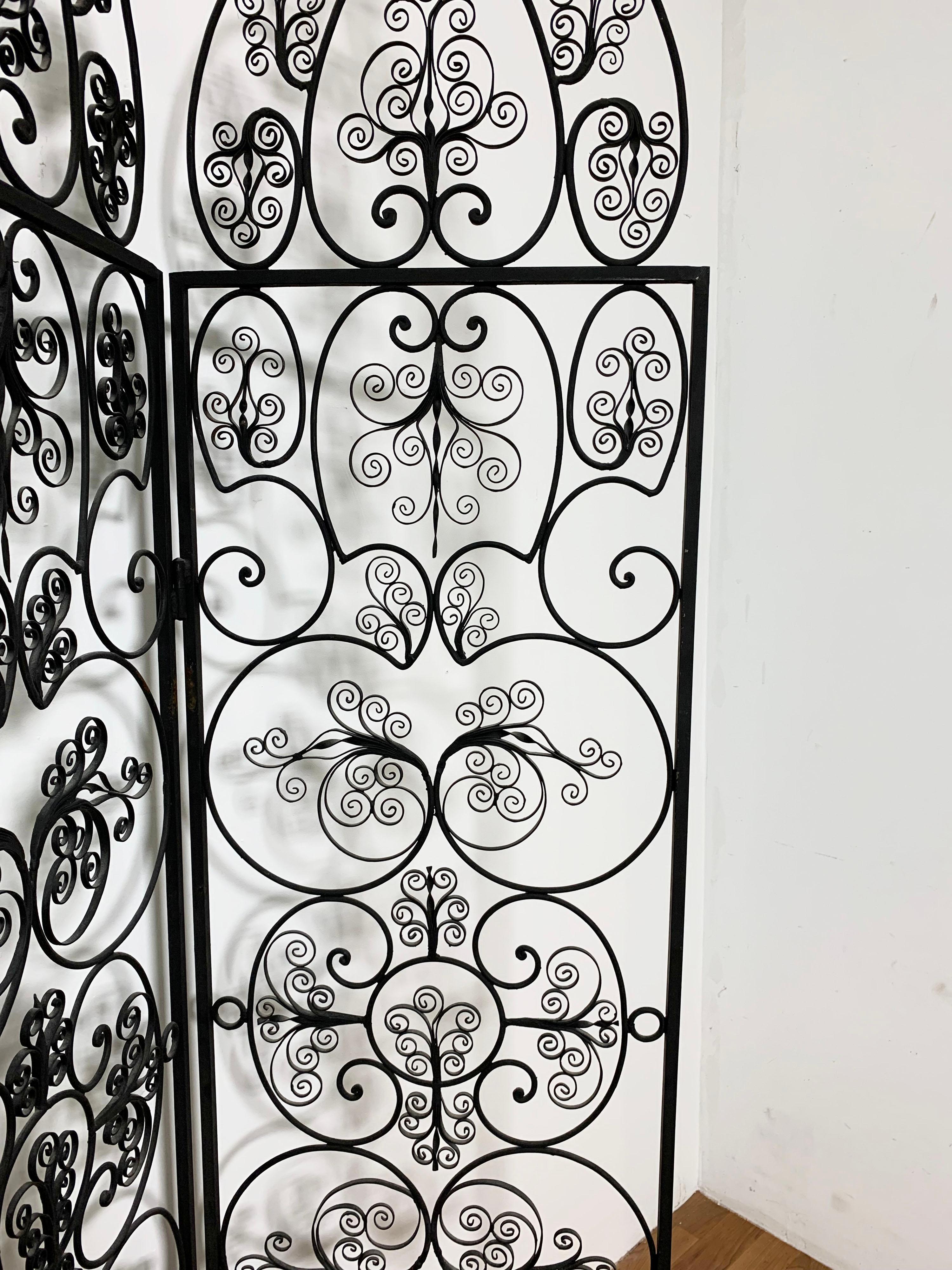 Spanish Wrought Iron Six Panel Moorish Room Divider Screen, Circa 1950s