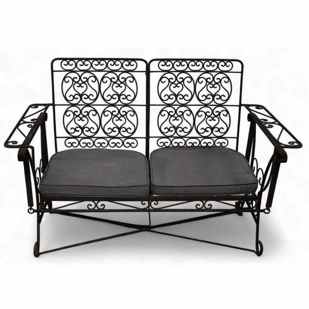 Schmiedeeiserner Slider Schaukelstuhl & Settee Patio Outdoor-Set mit geschwungenen Armlehnen (amerikanisch) im Angebot