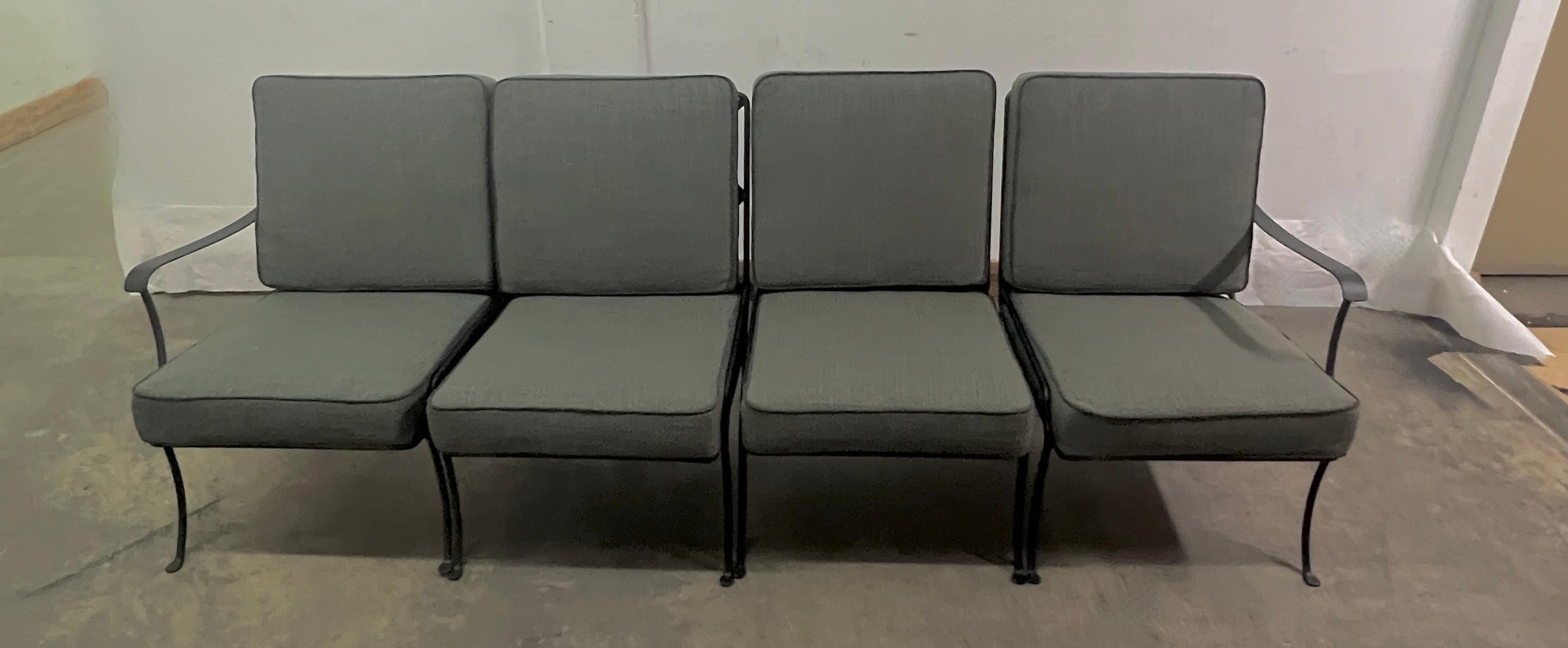 20ième siècle Canapé en fer forgé avec quatre salons mobiles dans le style italien Salterini en vente