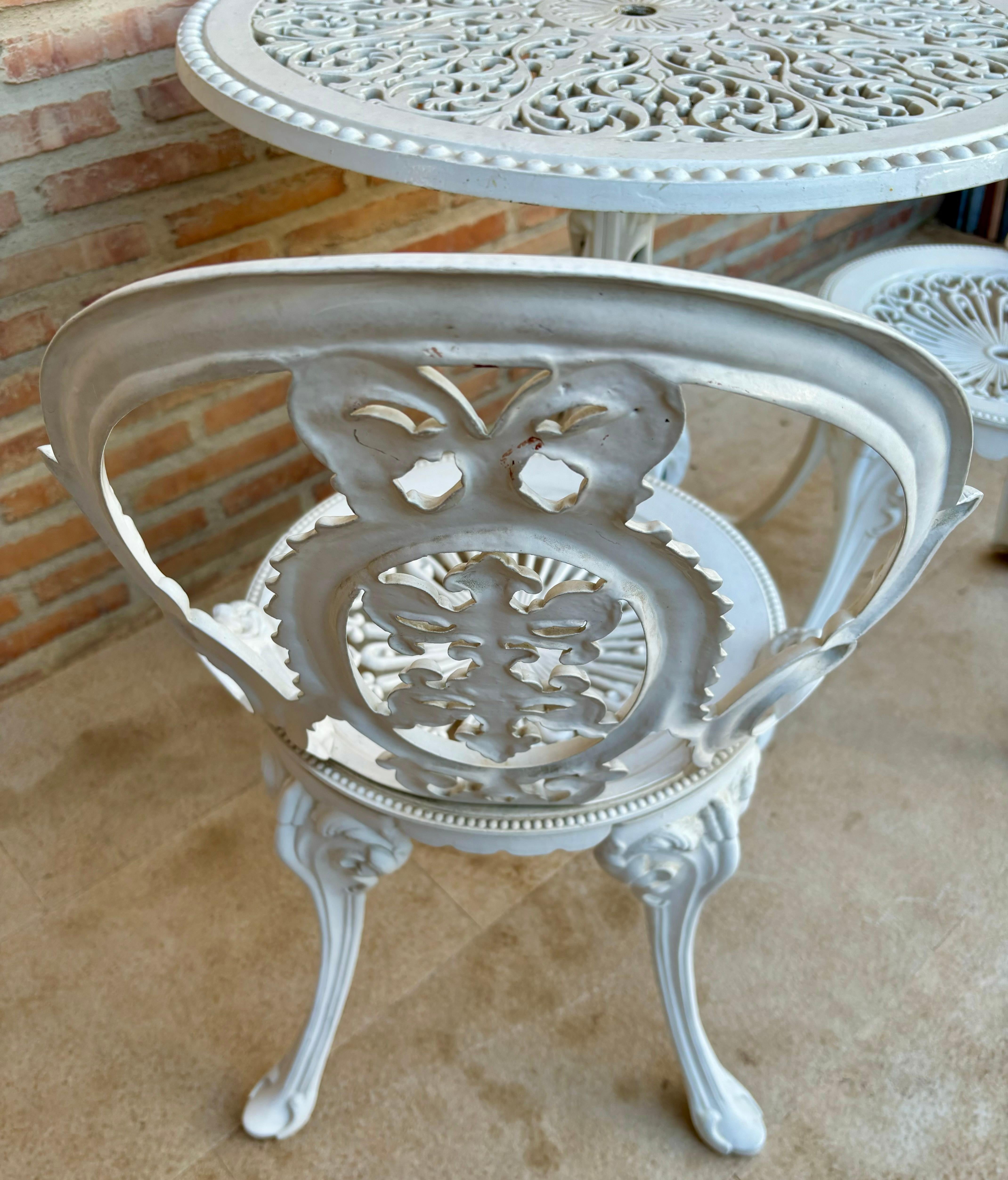 Table et chaises en fer forgé, 1940, lot de 3 5