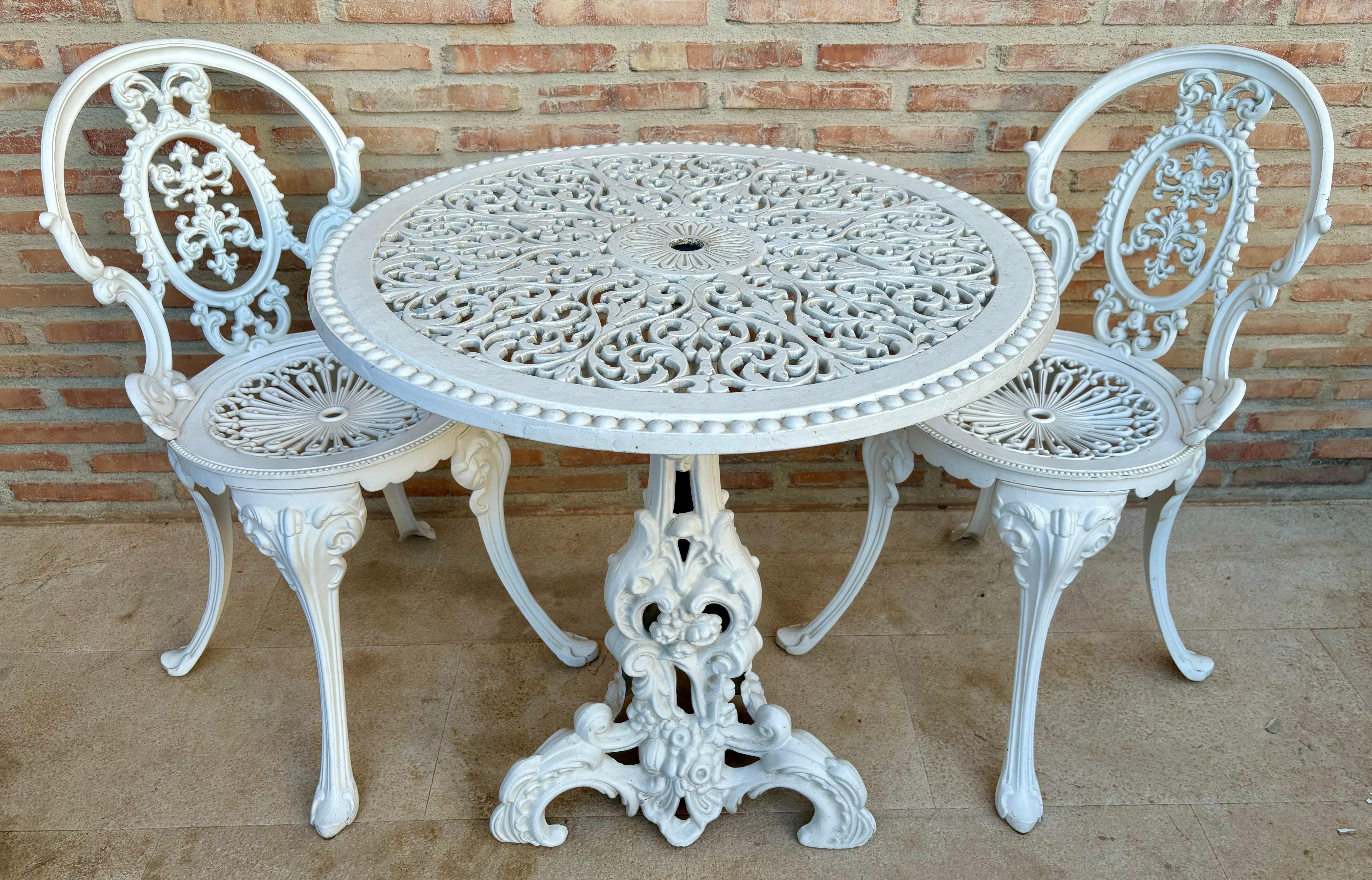Table et chaises en fer forgé, 1940, lot de 3 1