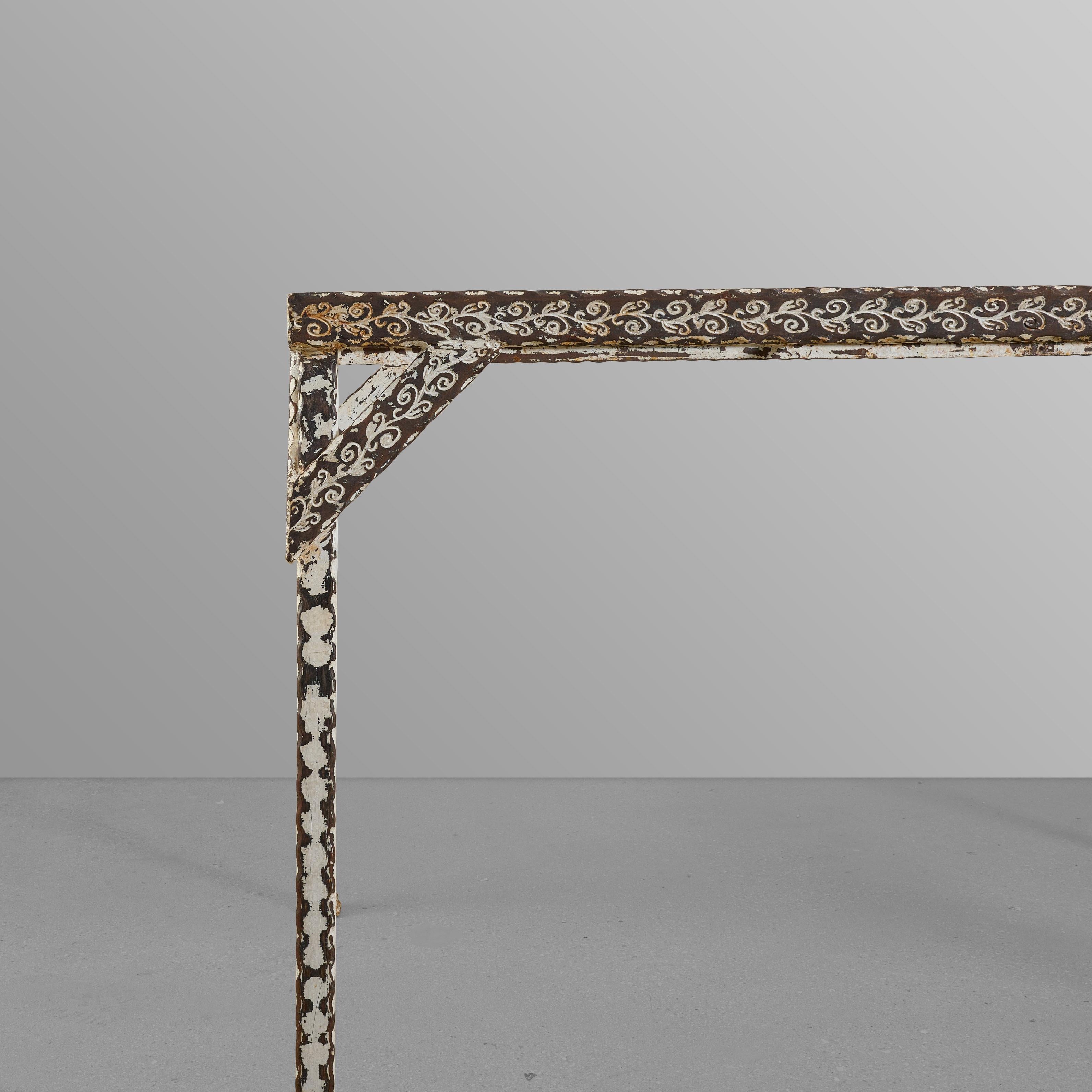 Wrought iron table base with great design and Paint.