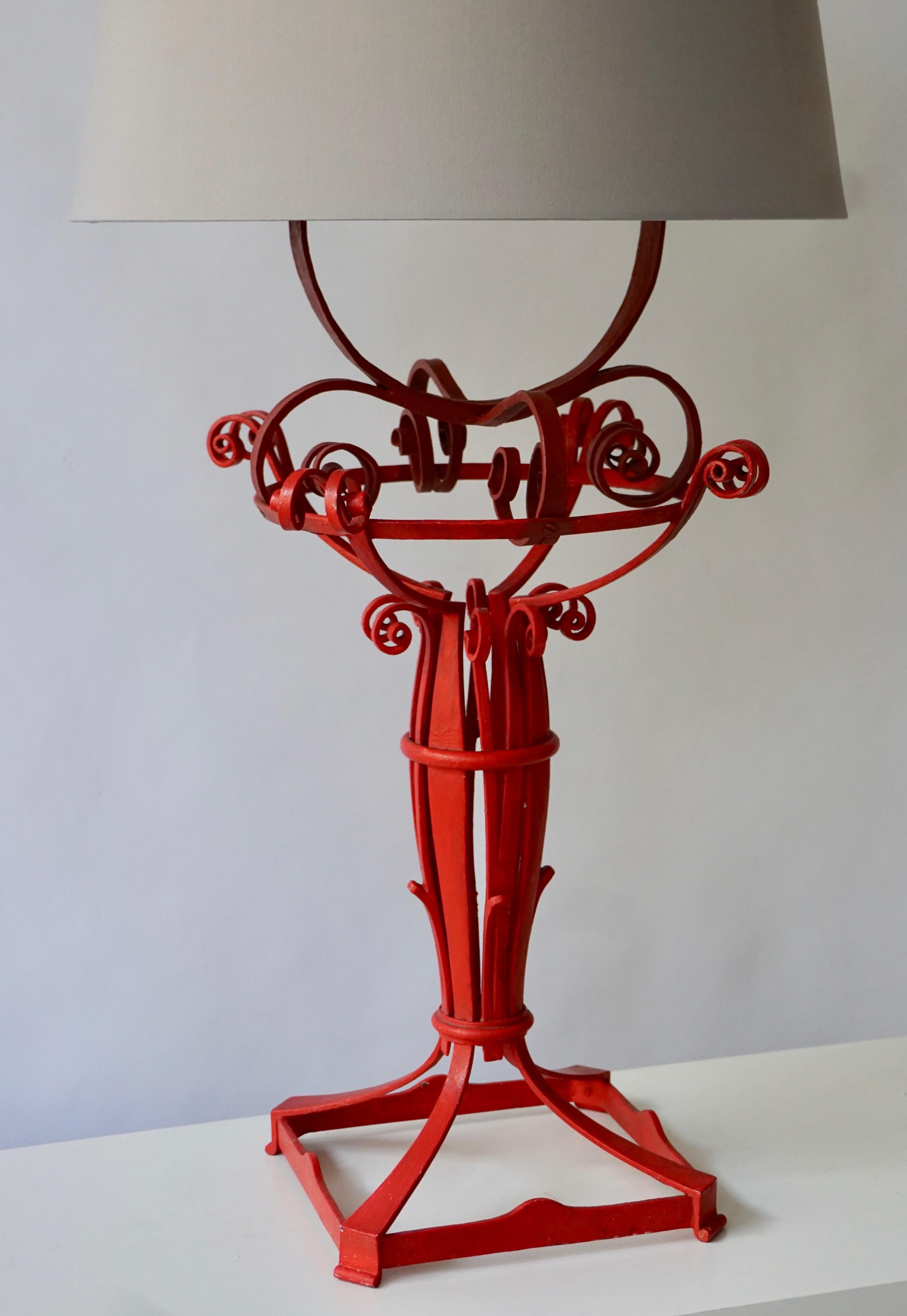 Ferronnerie Lampe de table en fer forgé en vente