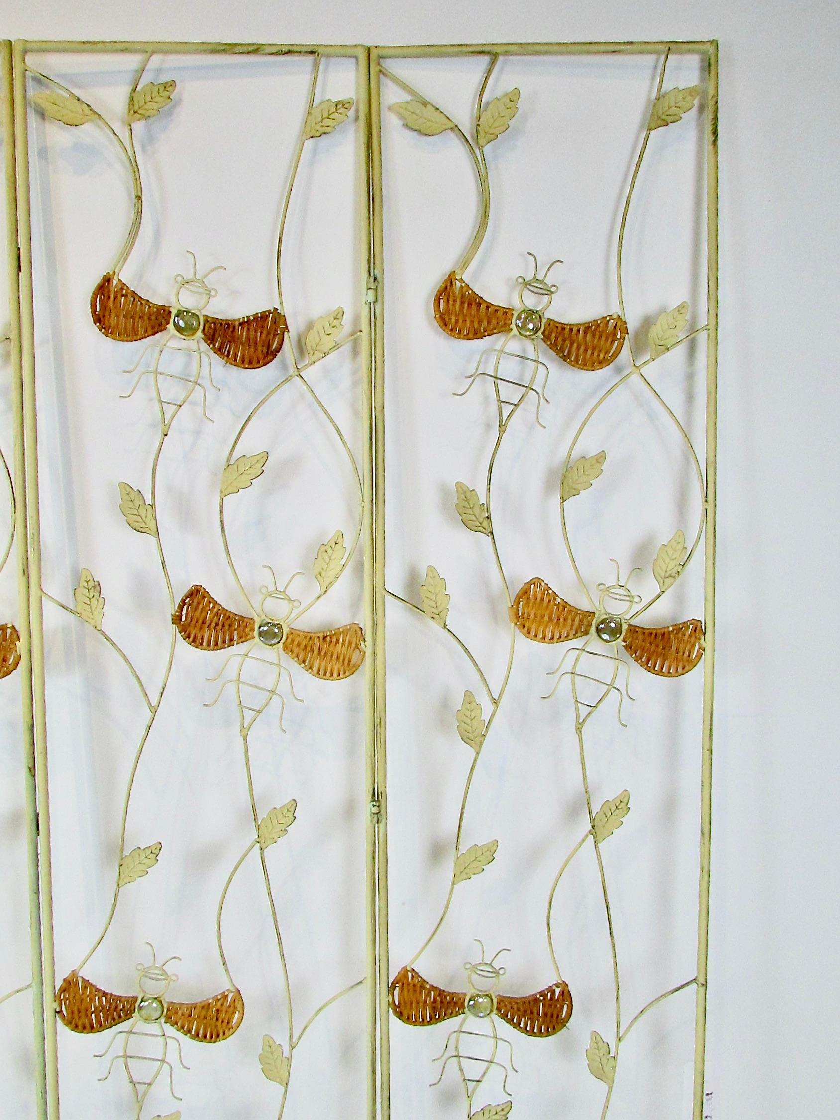Schmiedeeiserner dreiteiliger Faltschirm mit Bumblebee-Insektendekoration aus Schmiedeeisen im Zustand „Gut“ im Angebot in Ferndale, MI