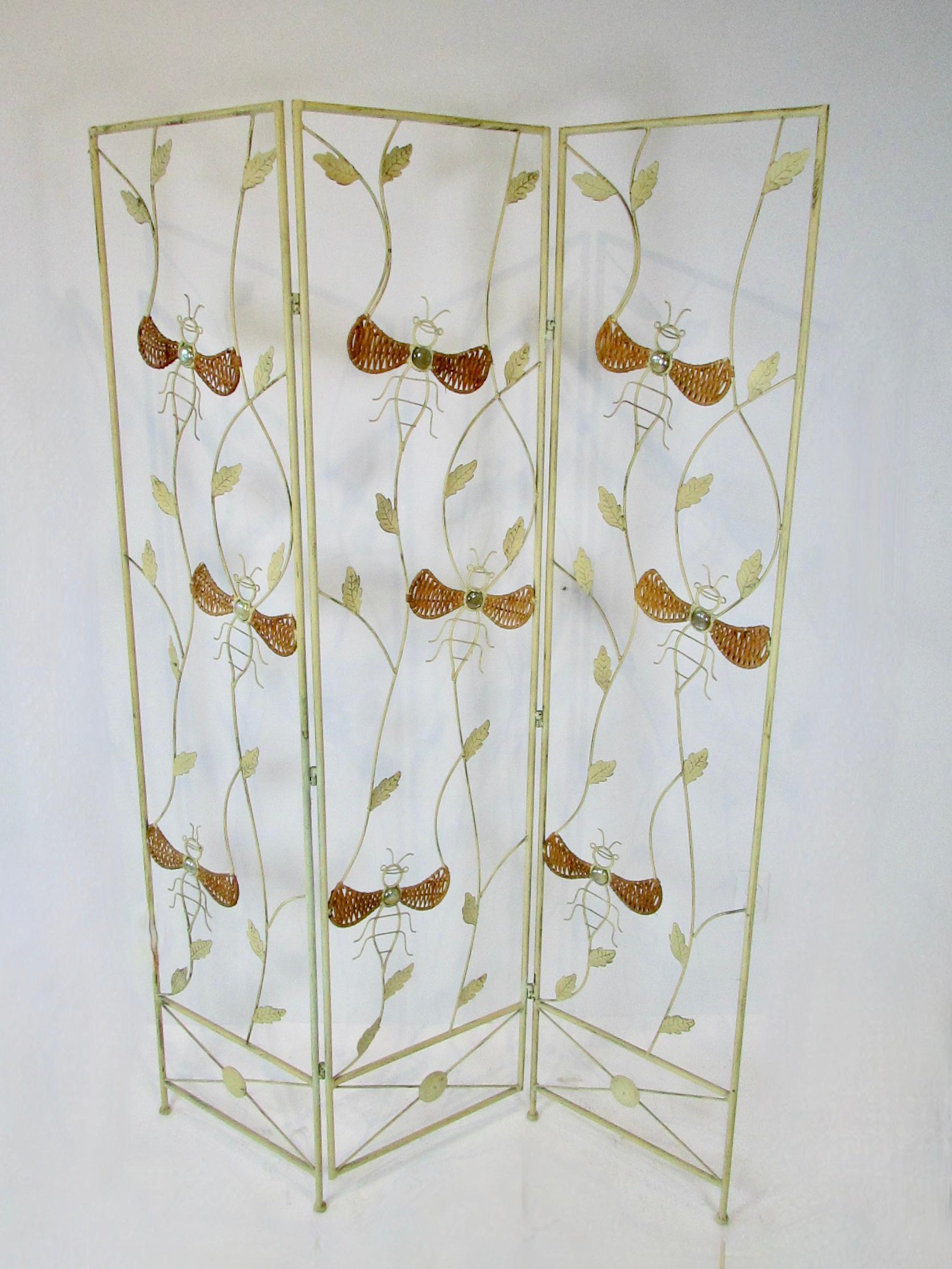 Wrought iron three panel folding screen with bumblebee insect decoration For Sale 1
