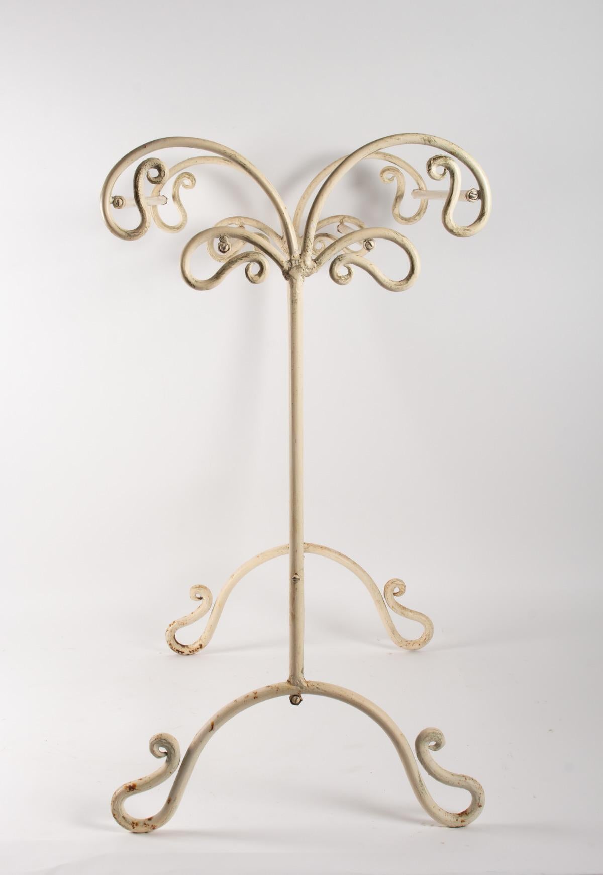 Art Nouveau Wrought Iron Towel Bar from the Beginning of the 20th Century Style, 1900-1920