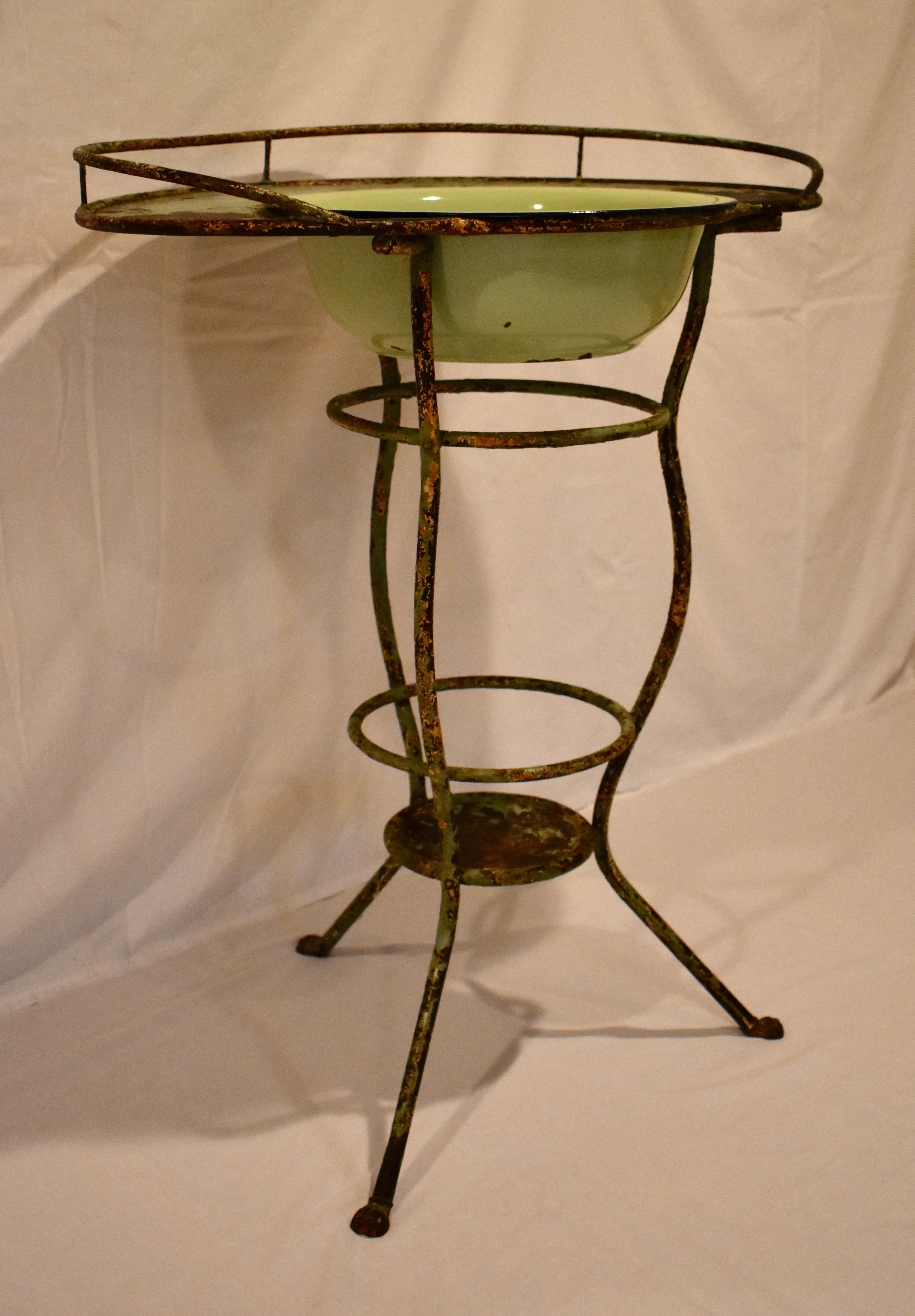 French Wrought Iron Tripod Washstand with Enameled Copper Bowl For Sale