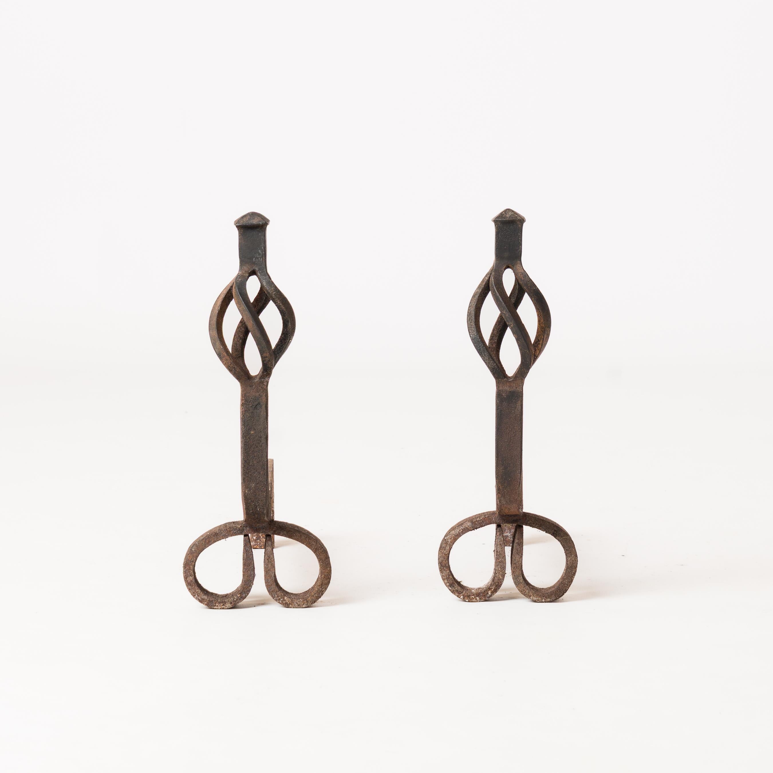 Schmiedeeiserne Dreh-Andirons - Frankreich 1960er Jahre (Schmiedeeisen) im Angebot