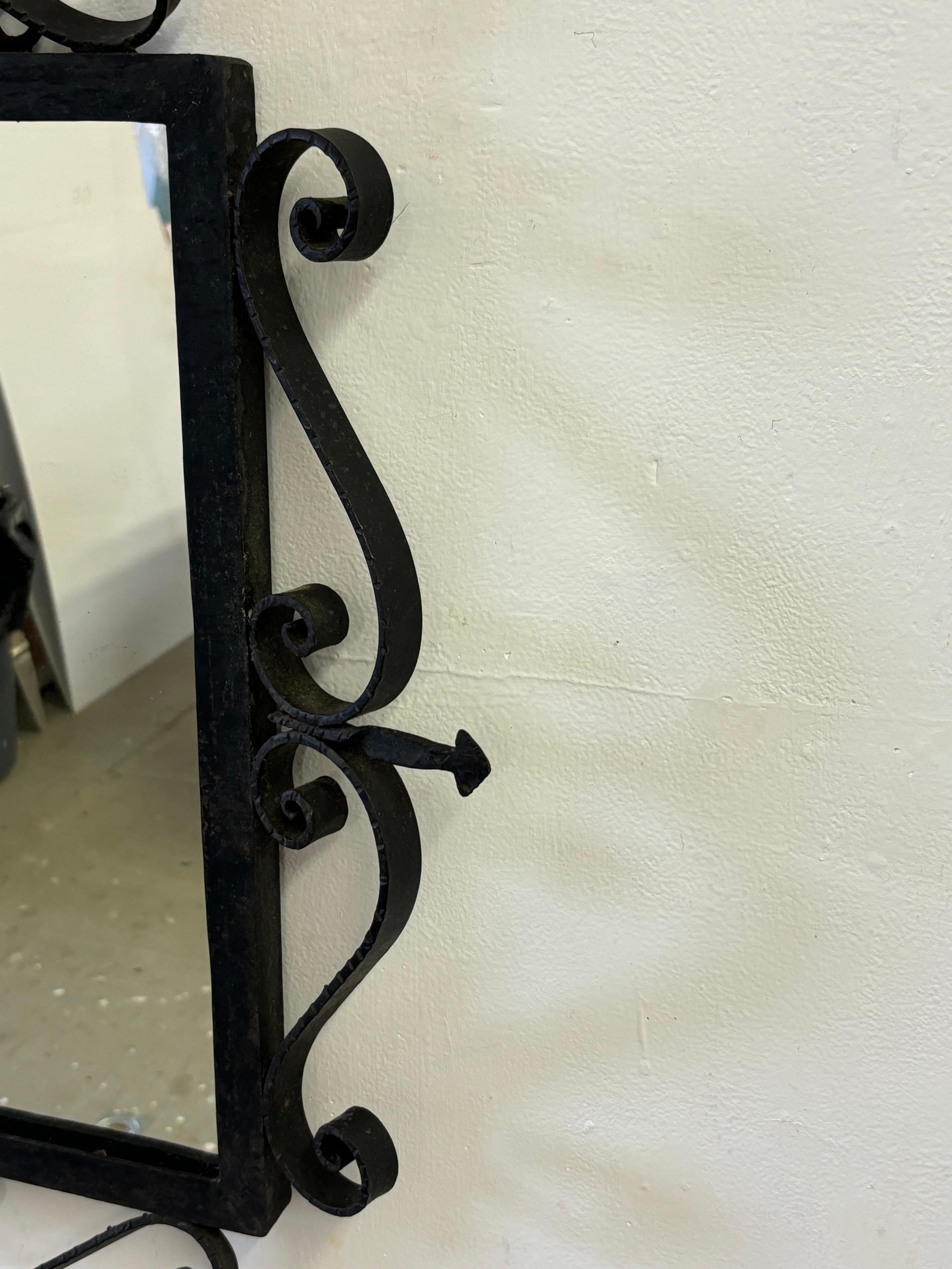 Miroir mural en fer forgé en vente 1
