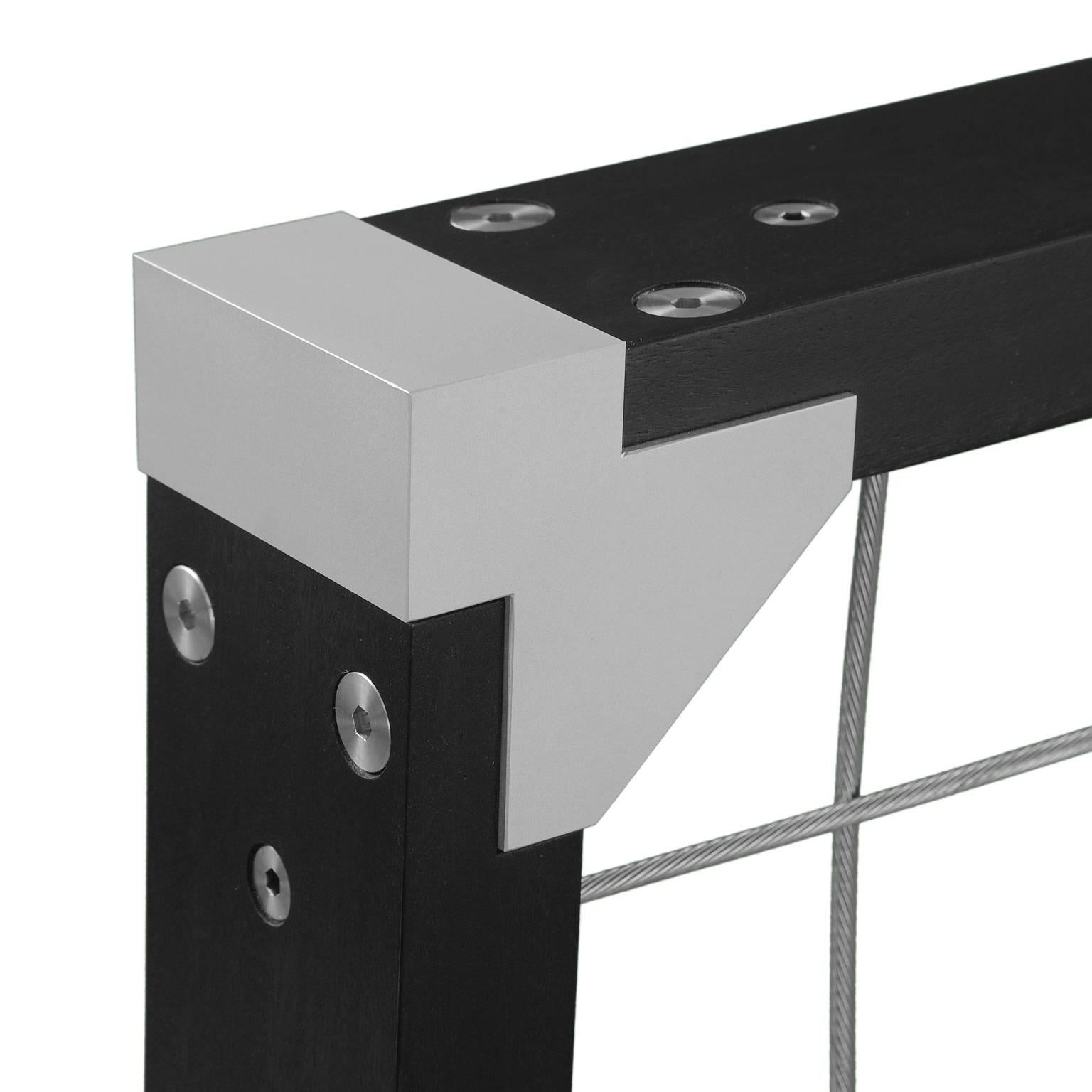 Escultura Industrial Moderna de Pared con Cables y Madera Negra, Arte 3D Moderno en venta