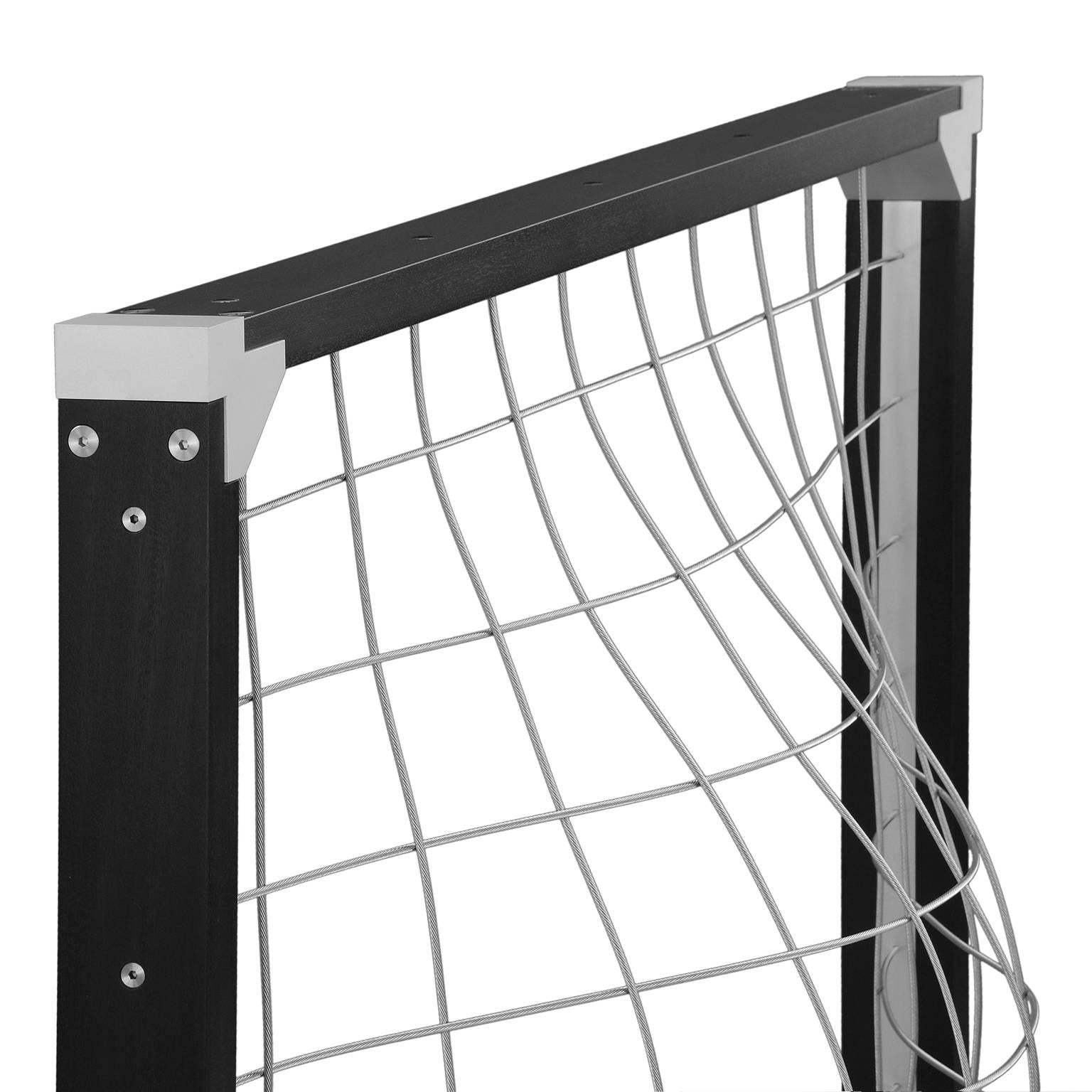 Escultura Industrial Moderna de Pared con Cables y Madera Negra, Arte 3D Estadounidense en venta