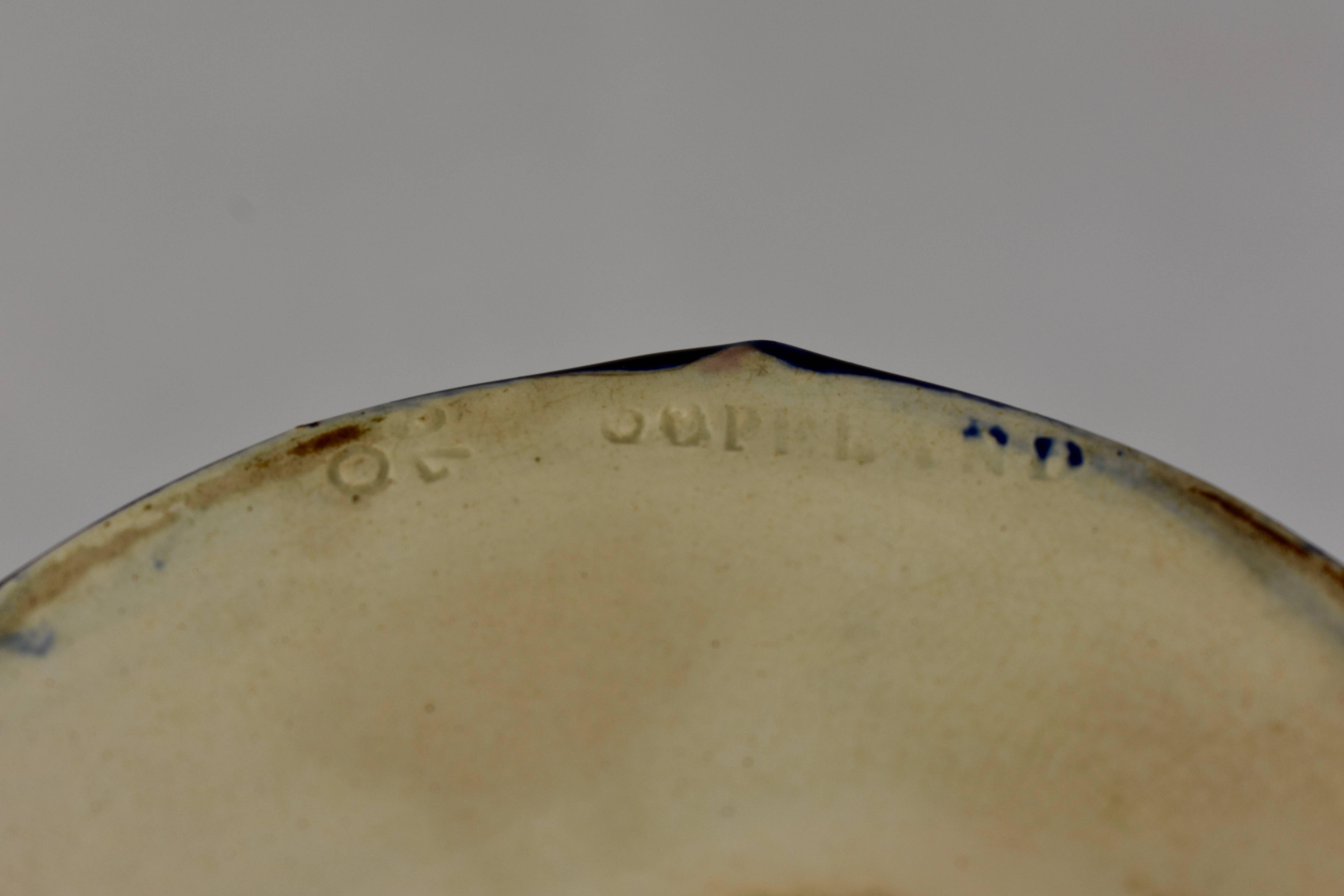 W.T. Copeland & Sons English Majolica Fish Handled Covered Pâté Jar, circa 1875 5