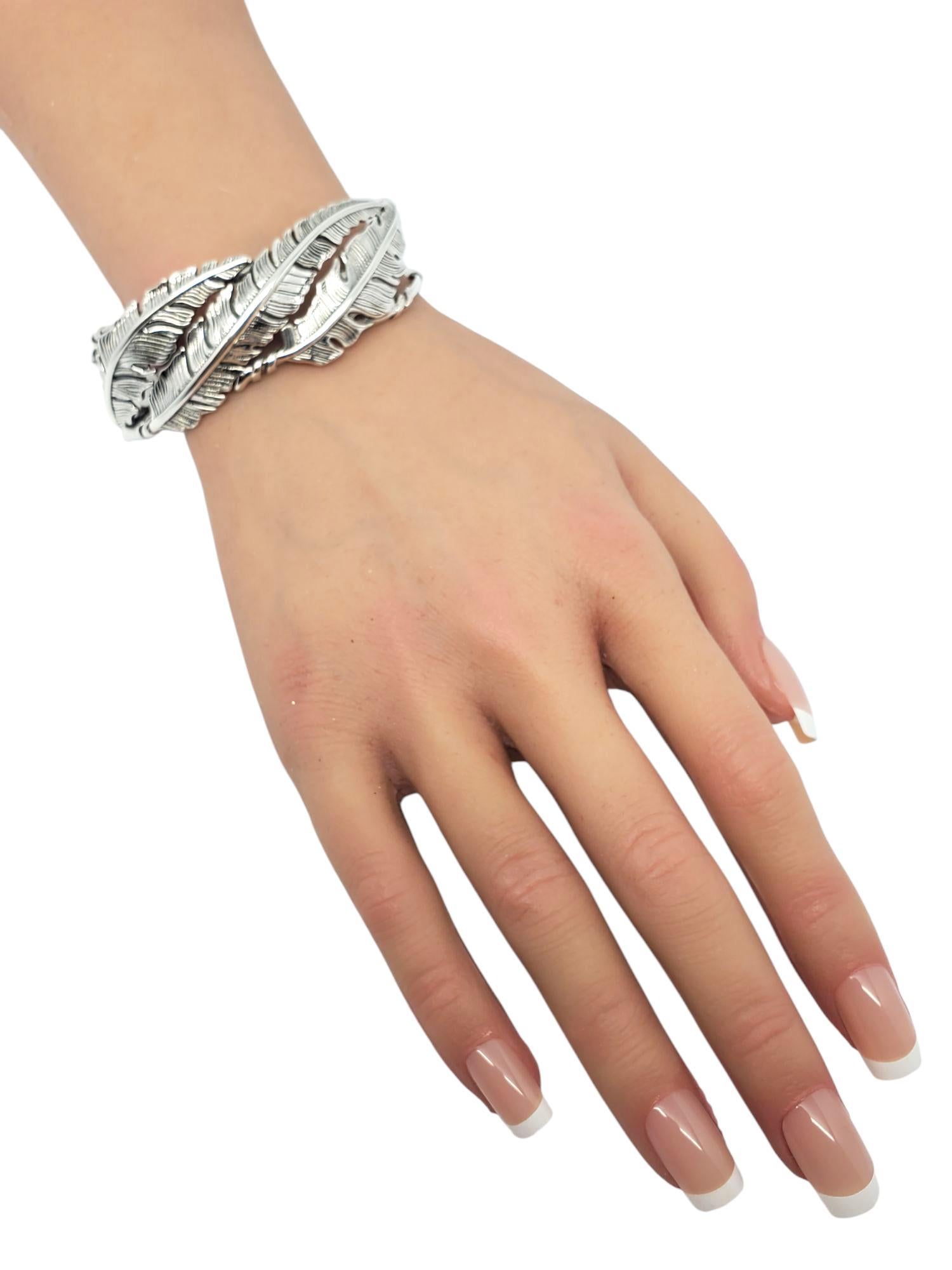 Bracelet manchette en plumes WTC en argent sterling #21540 en vente 4
