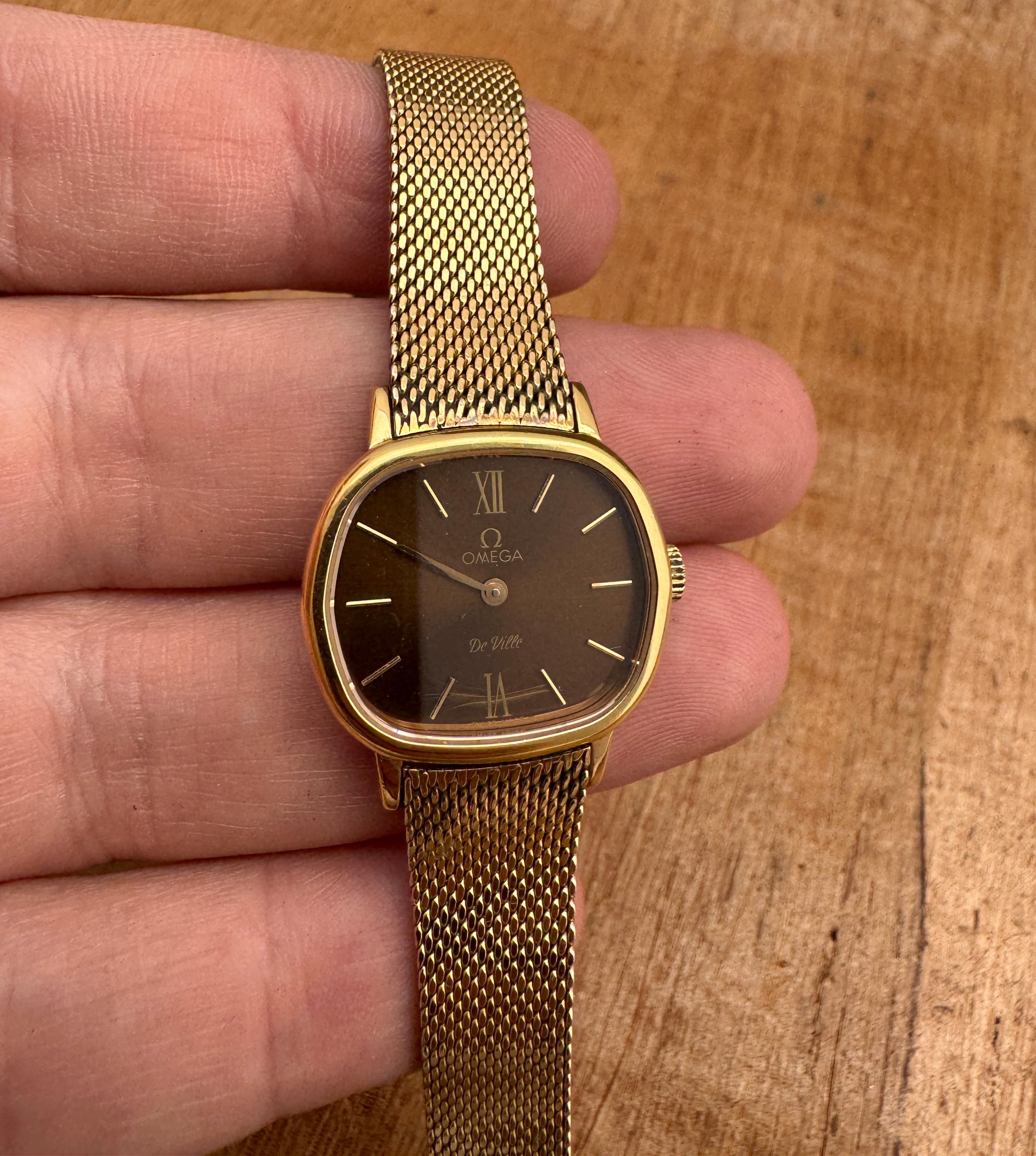 [WTS] Vintage Omega De Ville Gold Plated Ladies Watch In Good Condition For Sale In Toronto, CA
