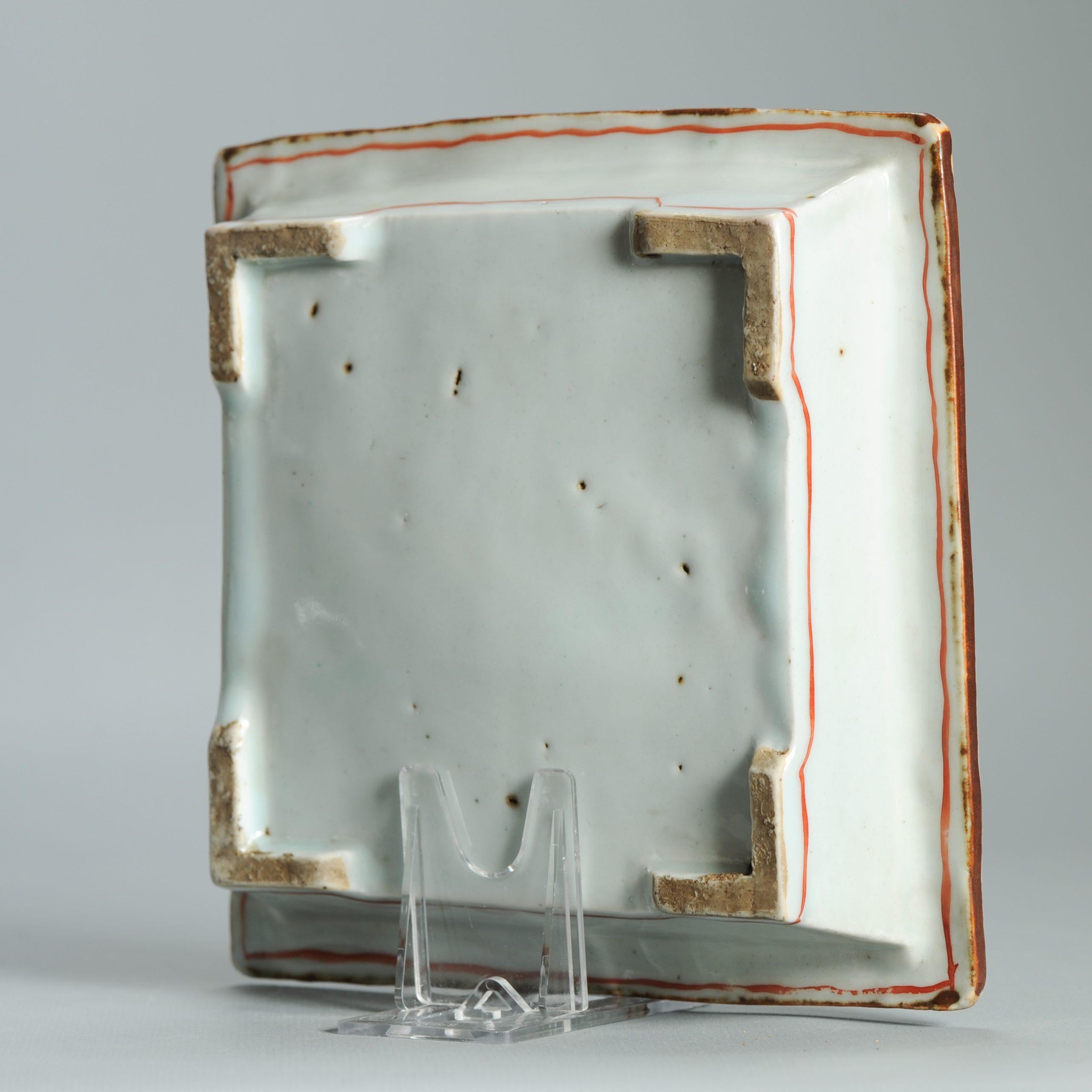 Wucai 17C Antiguo Plato de Porcelana China Ko Akae Literati Periodo Chongzhen siglo XVIII y antes en venta