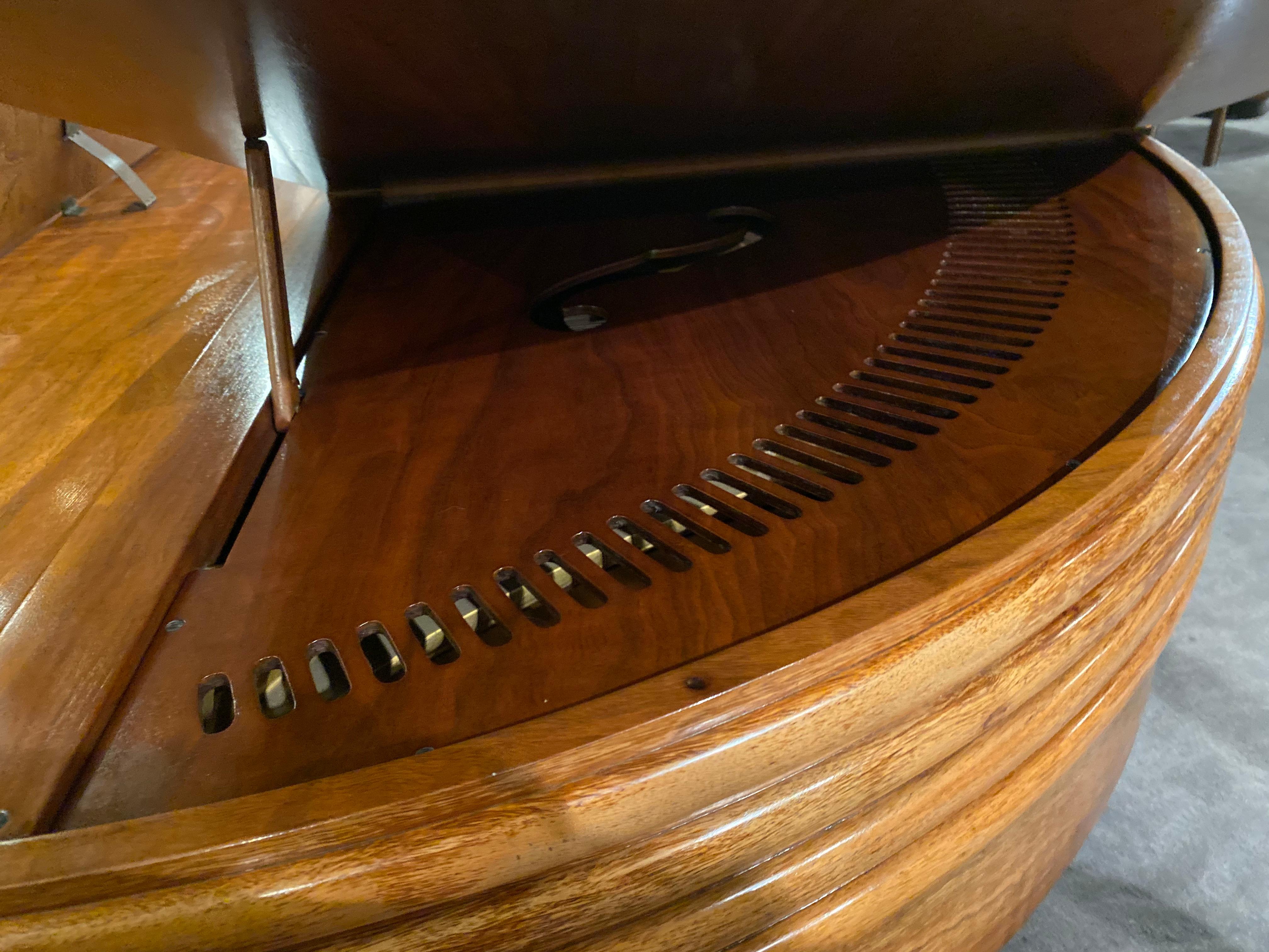 wurlitzer butterfly piano