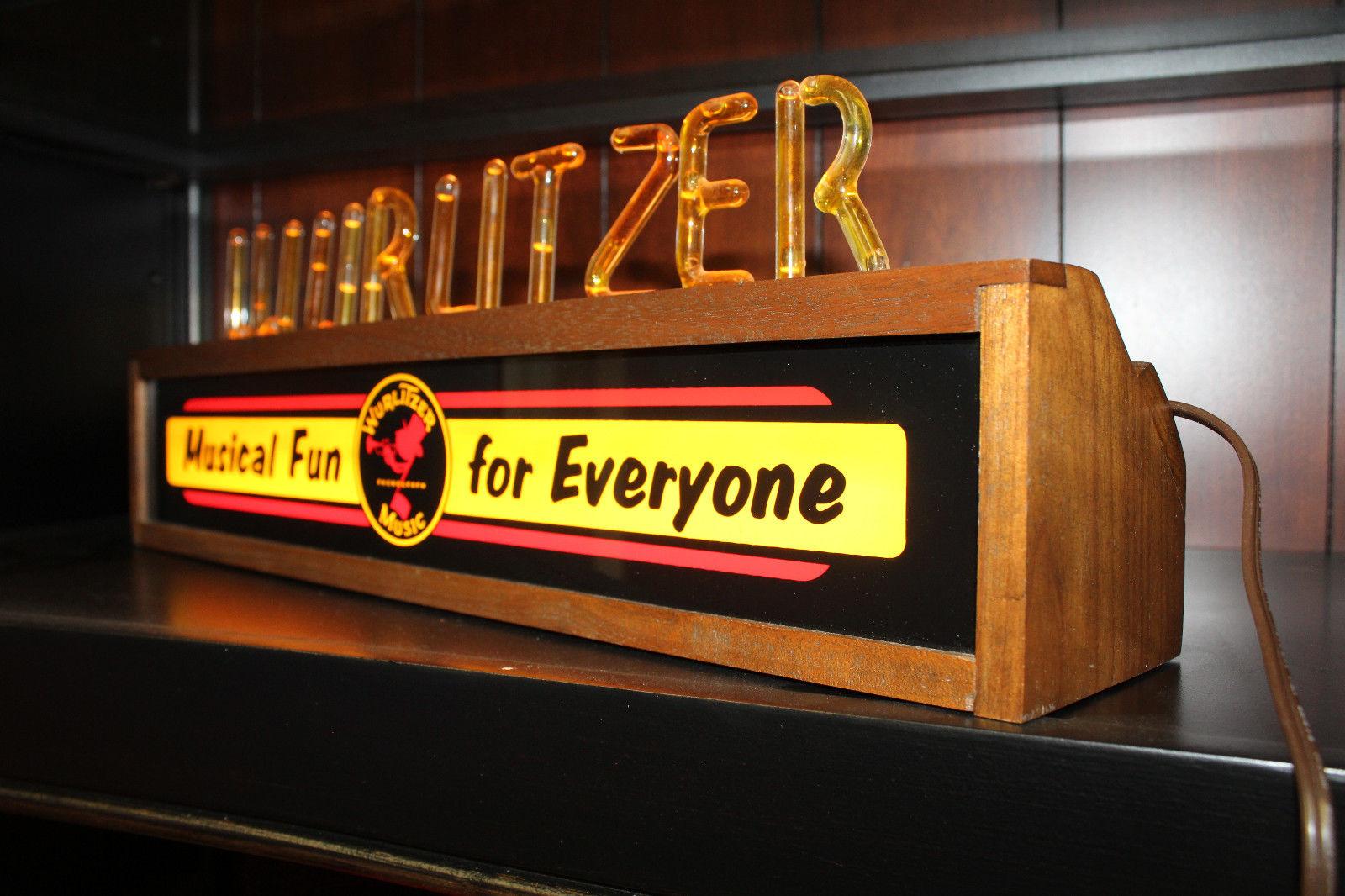 20th Century Wurlitzer Music Bubbling Advertising Light For Sale