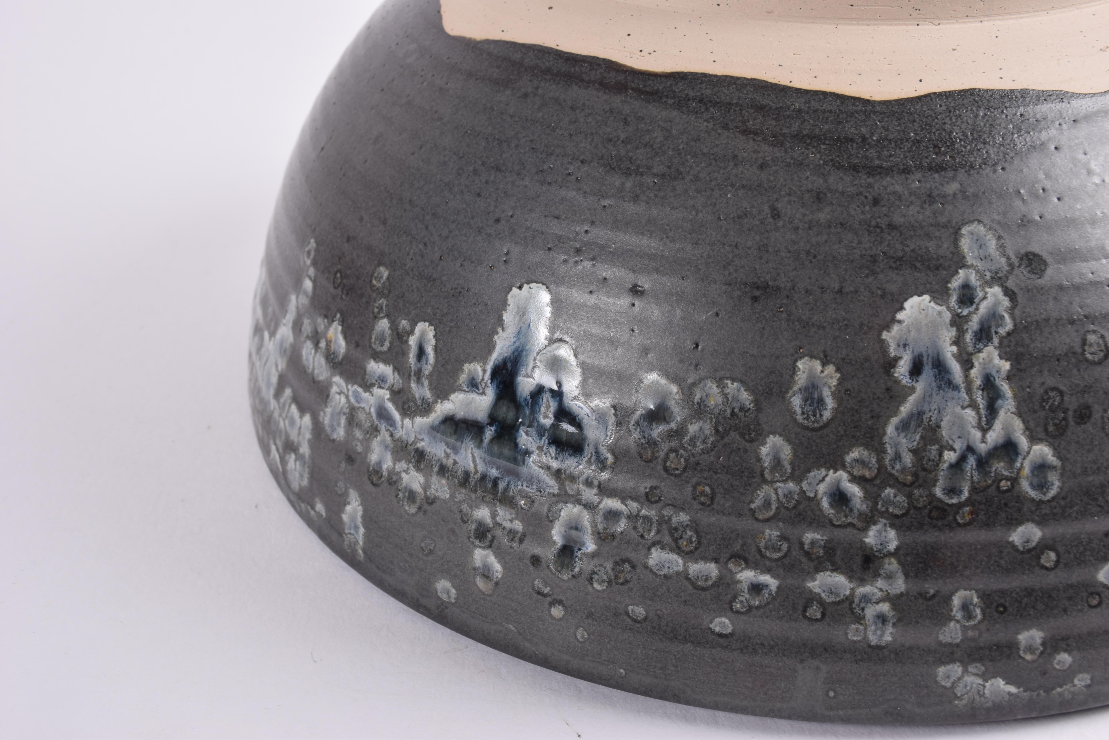Würtz Denmark Huge Unique Ceramic Bowl Anthracite, Gray, Dark Blue Glaze ca 2010 For Sale 4