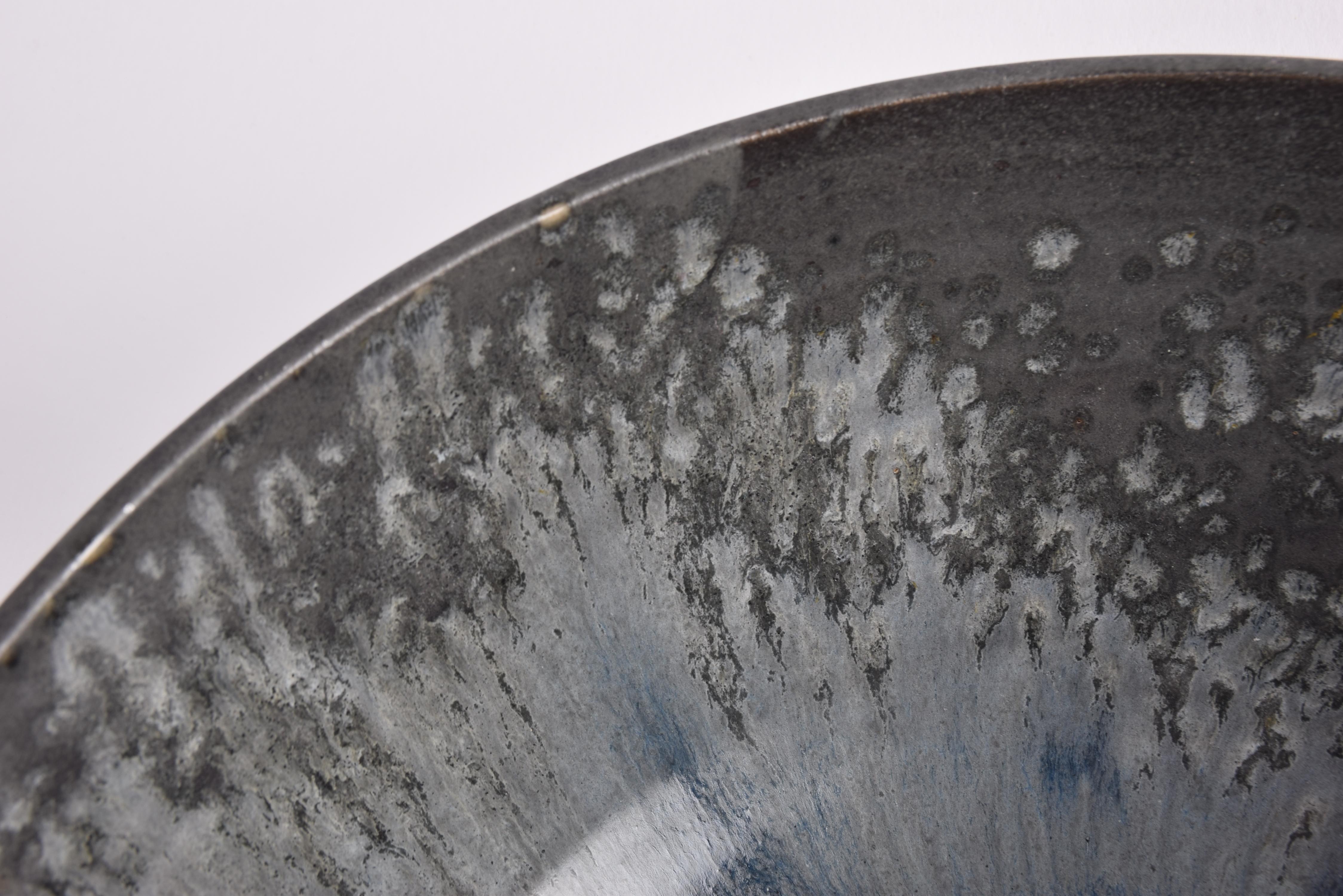 Würtz Denmark Huge Unique Ceramic Bowl Anthracite, Gray, Dark Blue Glaze ca 2010 For Sale 1