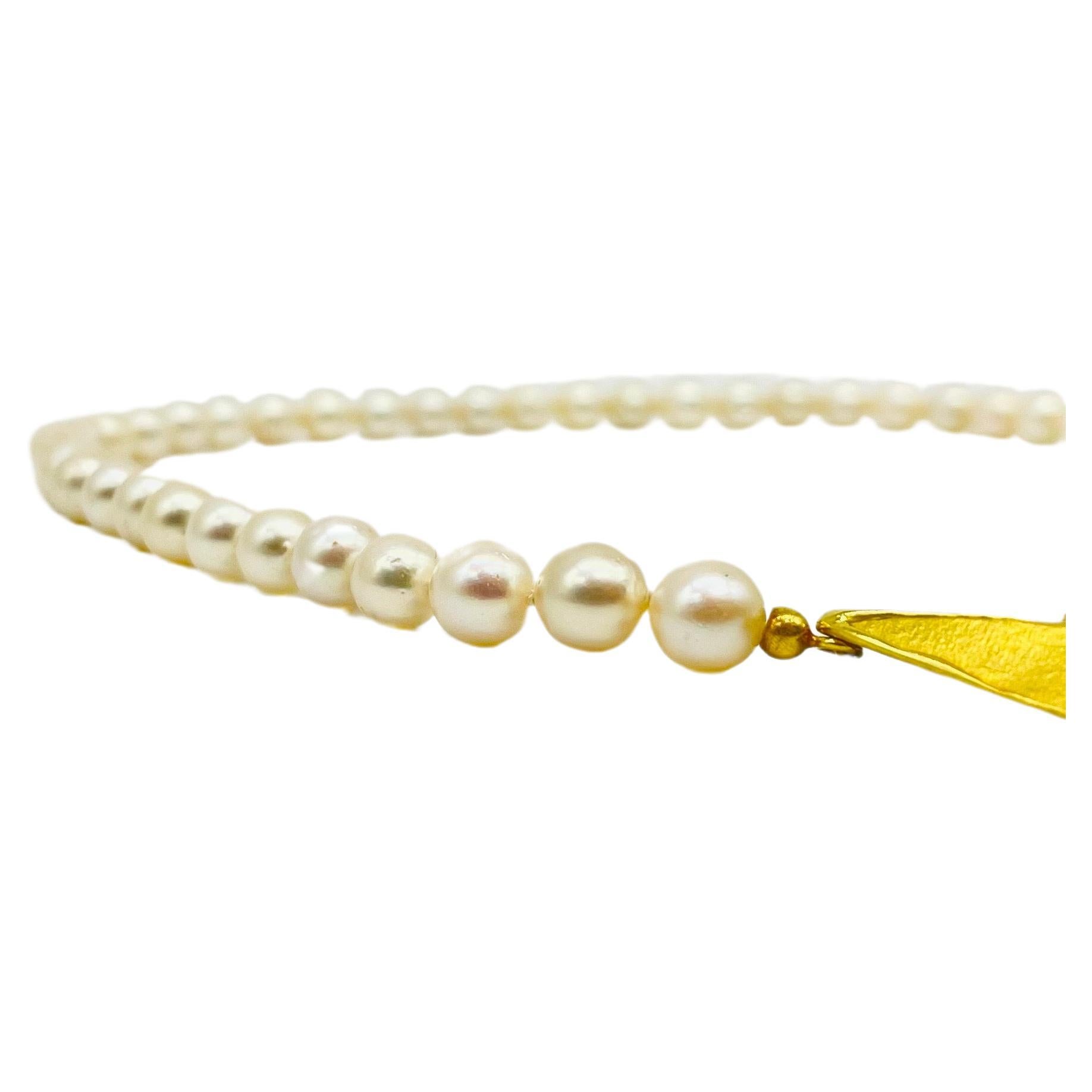 Wurzbacher 18k yellow gold pearl necklace with diamonds For Sale 2