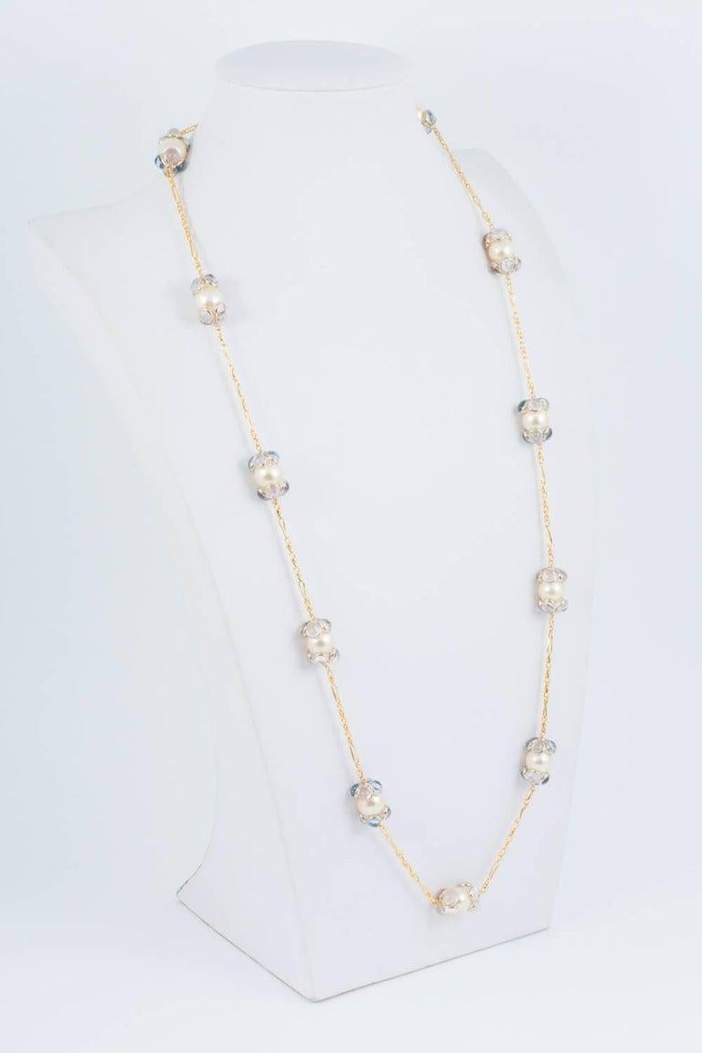 Collection «WW » sautoir en verre coulé long, perles et chaîne dorée, France, 2018 Pour femmes en vente