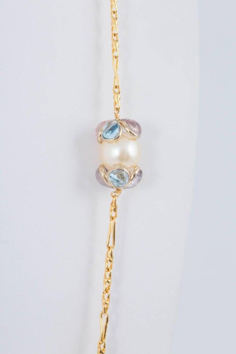 Collection «WW » sautoir en verre coulé long, perles et chaîne dorée, France, 2018 en vente 4
